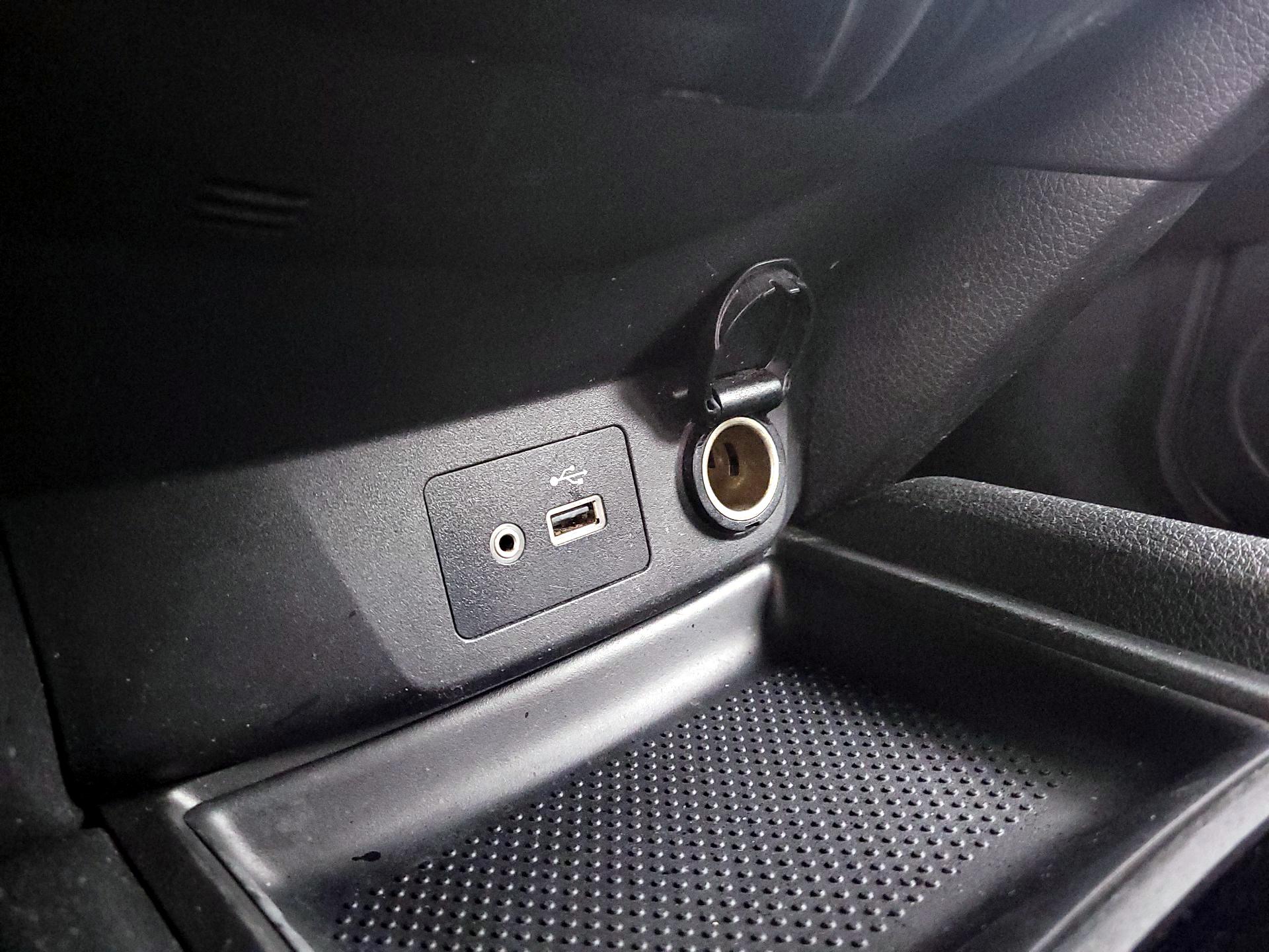 Thumbnail: 2018 Nissan Rogue - 19