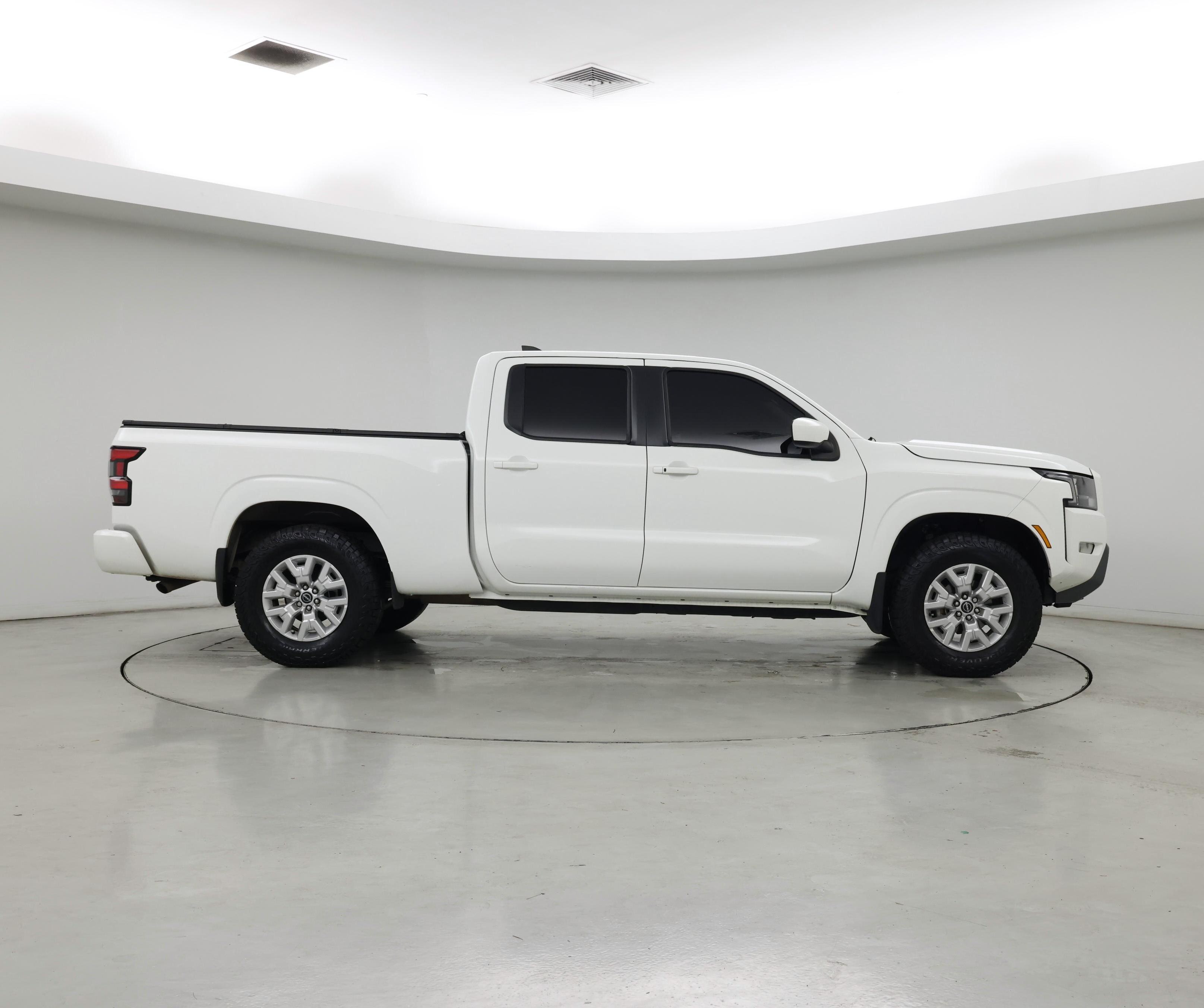 Thumbnail: 2023 Nissan Frontier - 7