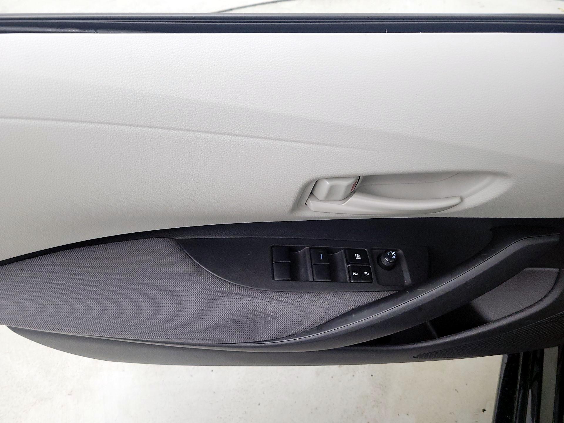 Thumbnail: 2024 Toyota Corolla - 12