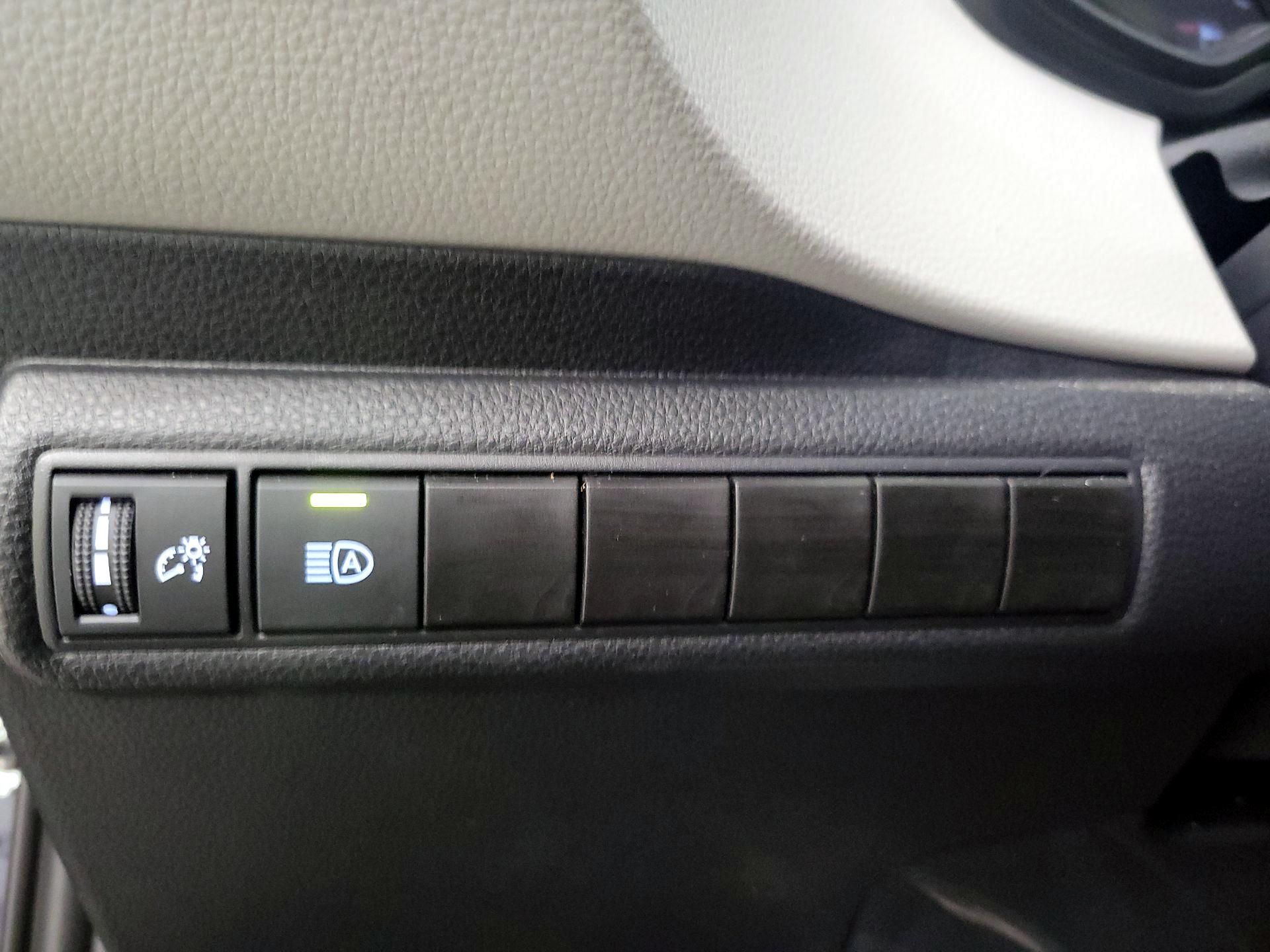 Thumbnail: 2024 Toyota Corolla - 13