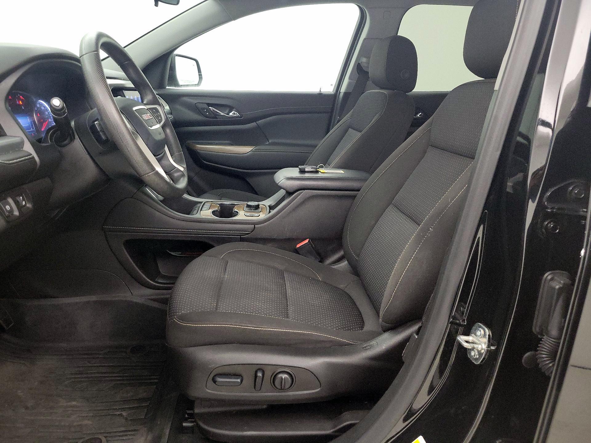 Thumbnail: 2023 GMC Acadia - 11