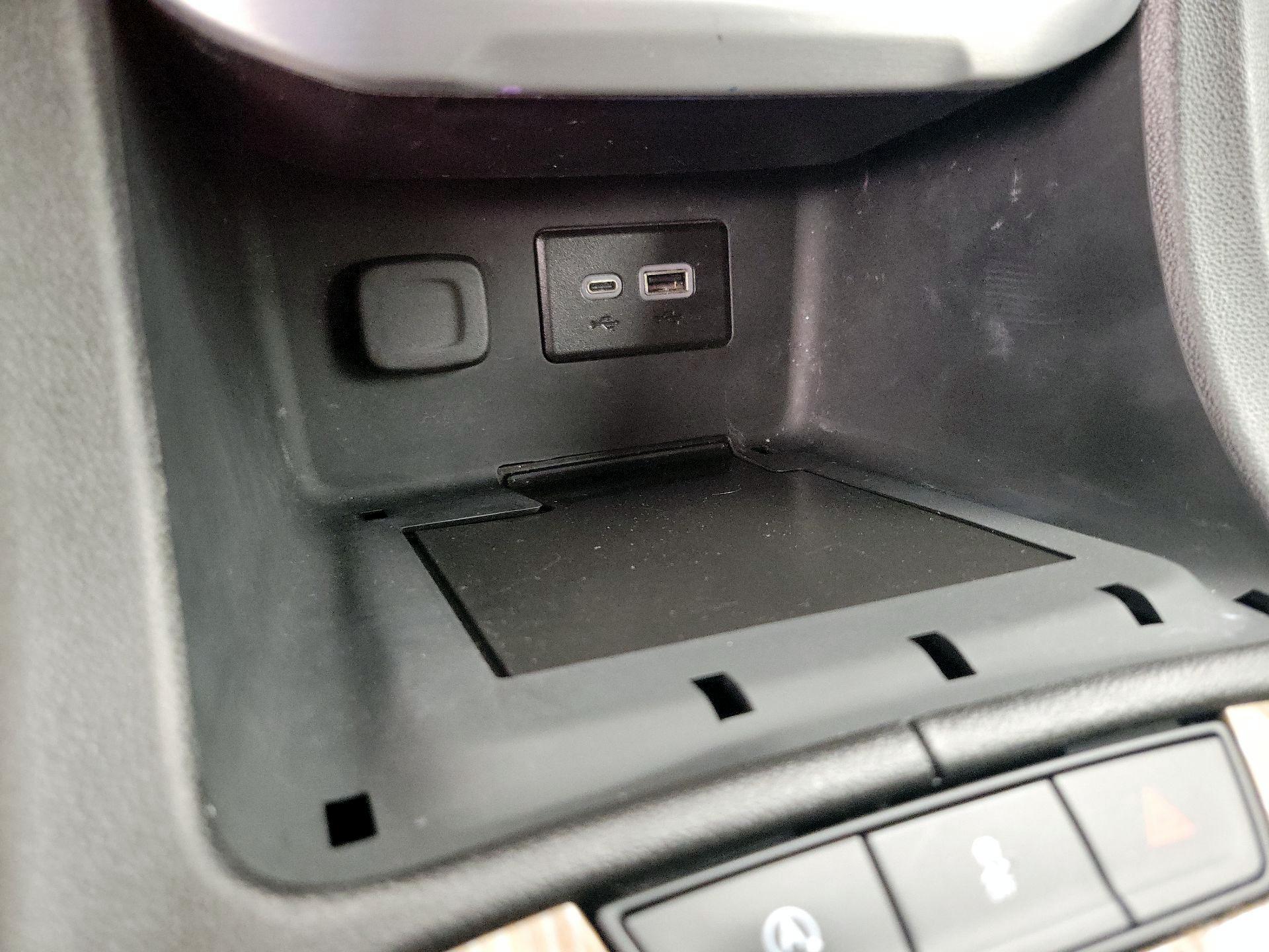 Thumbnail: 2023 GMC Acadia - 18