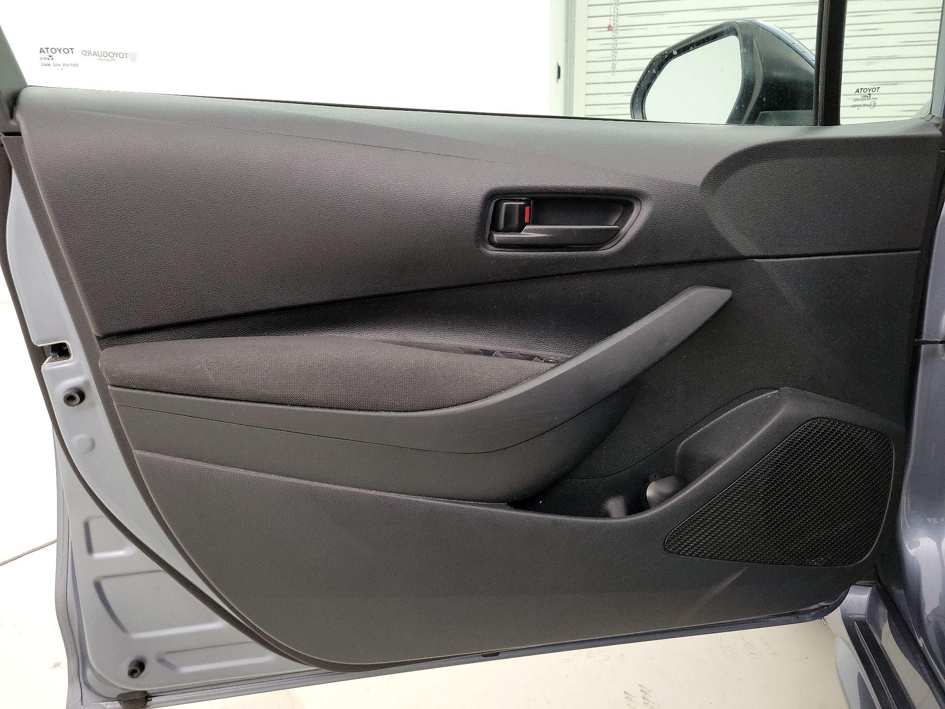 Thumbnail: 2025 Toyota Corolla - 12