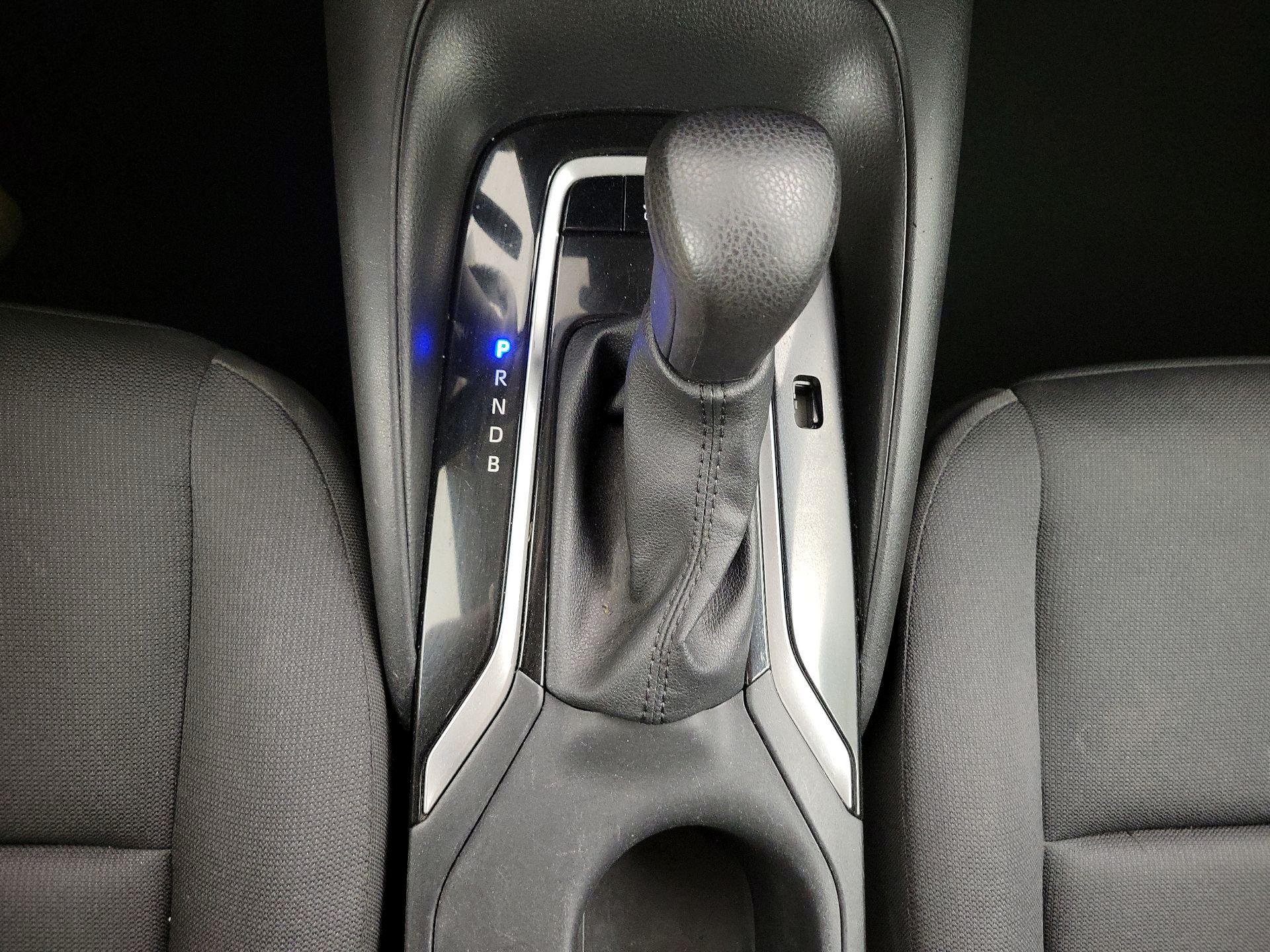 Thumbnail: 2025 Toyota Corolla - 17