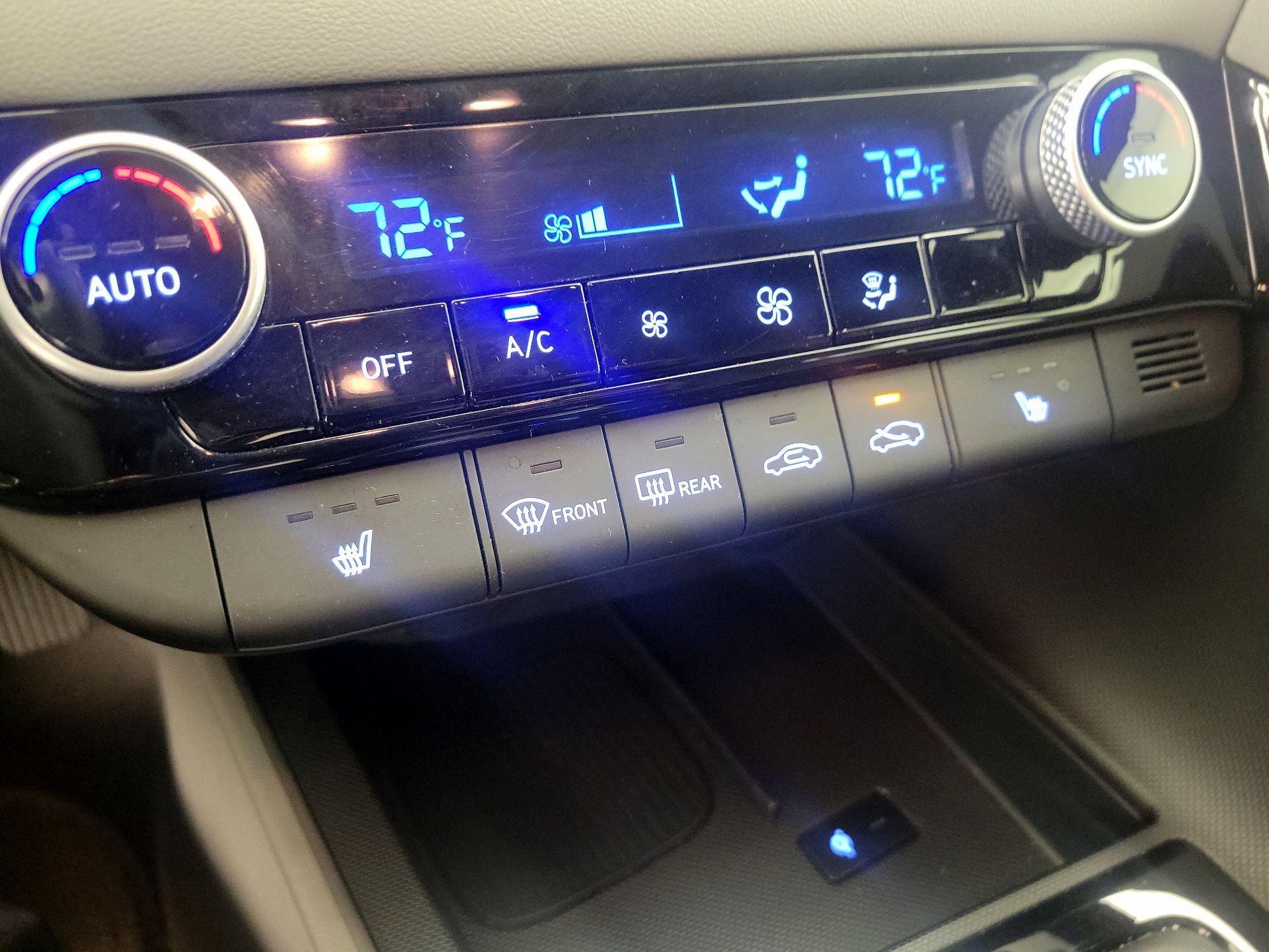 Thumbnail: 2025 Hyundai Elantra - 17