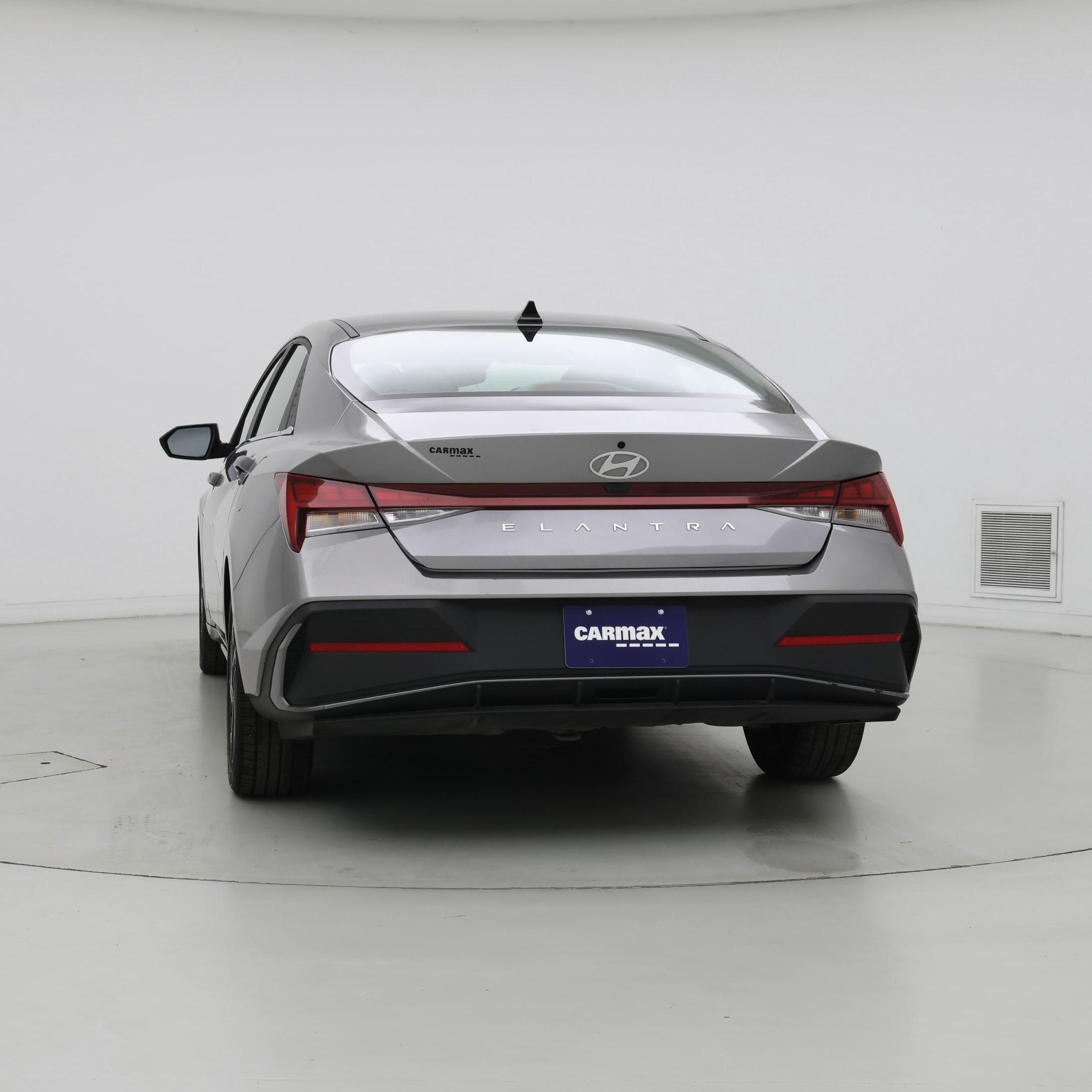 Thumbnail: 2025 Hyundai Elantra - 6