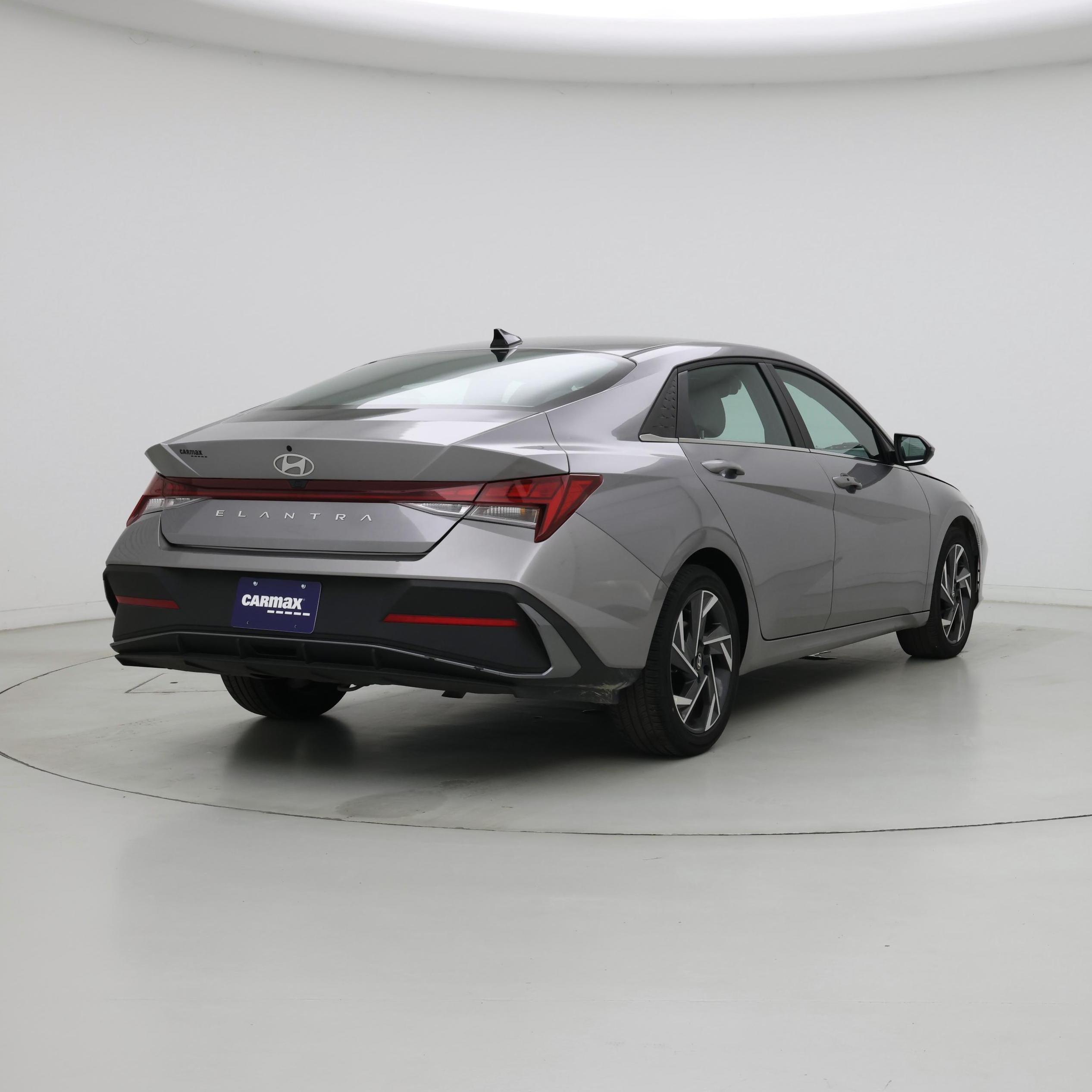 Thumbnail: 2025 Hyundai Elantra - 8