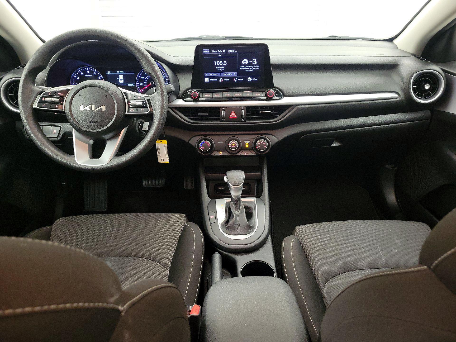 Thumbnail: 2024 Kia Forte - 9