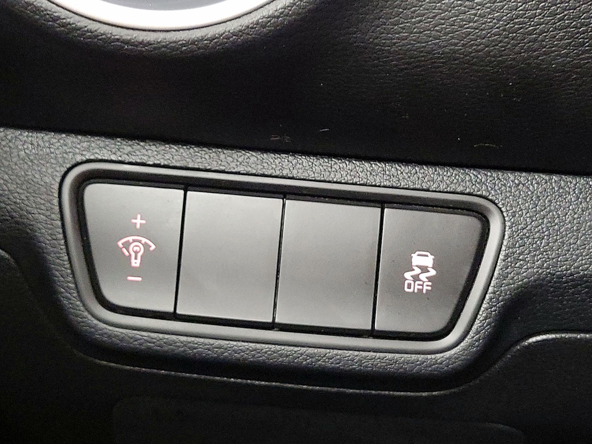 Thumbnail: 2024 Kia Forte - 13