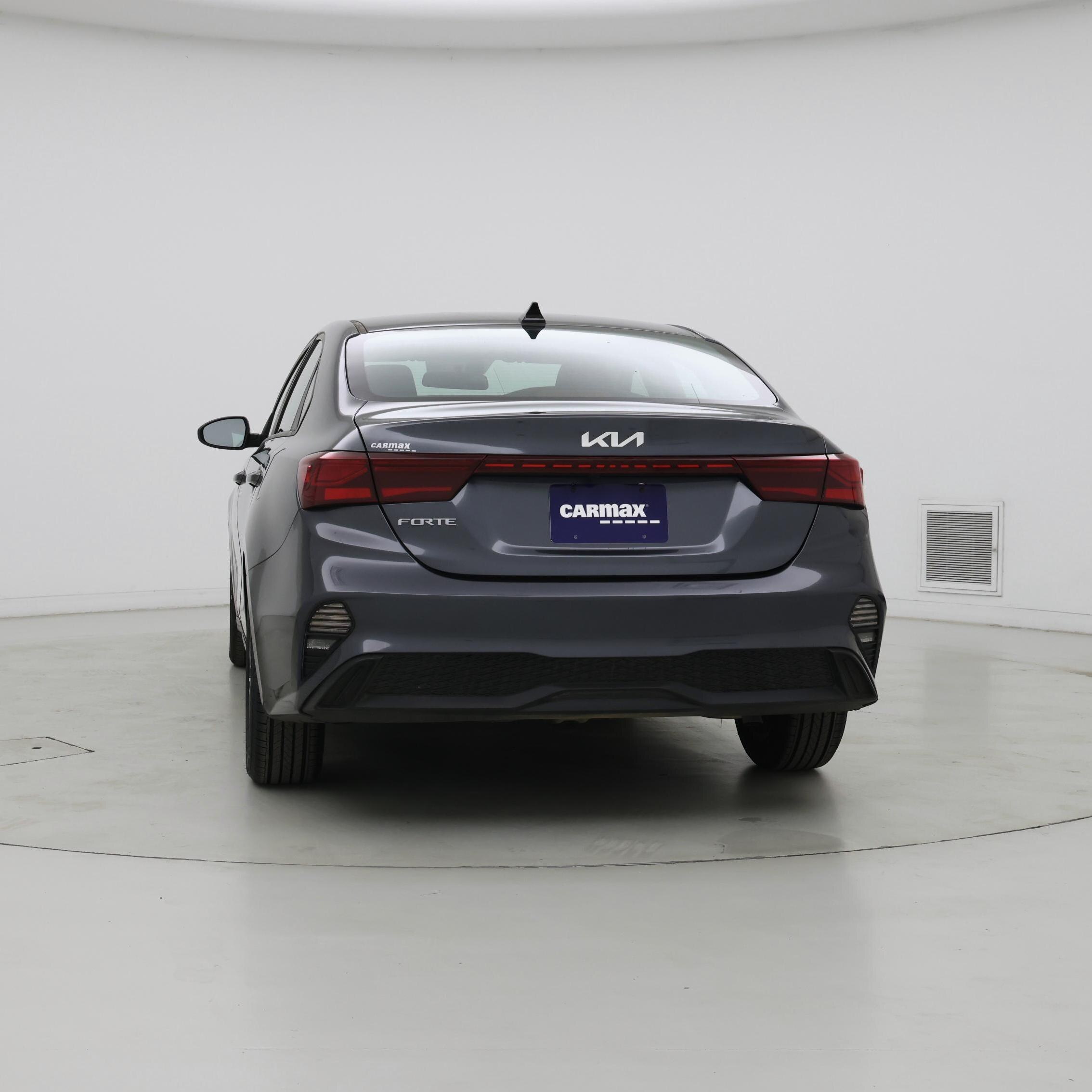 Thumbnail: 2024 Kia Forte - 6