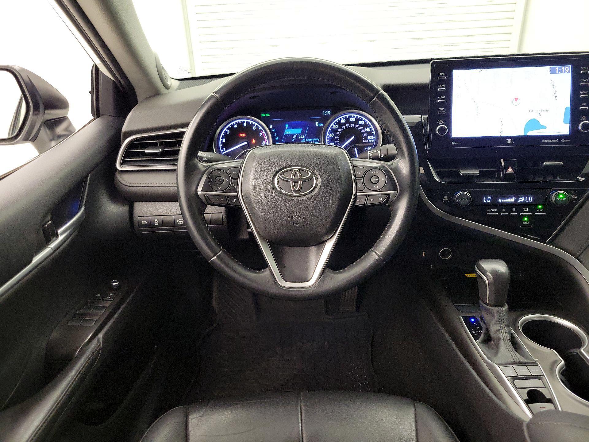Thumbnail: 2023 Toyota Camry - 10