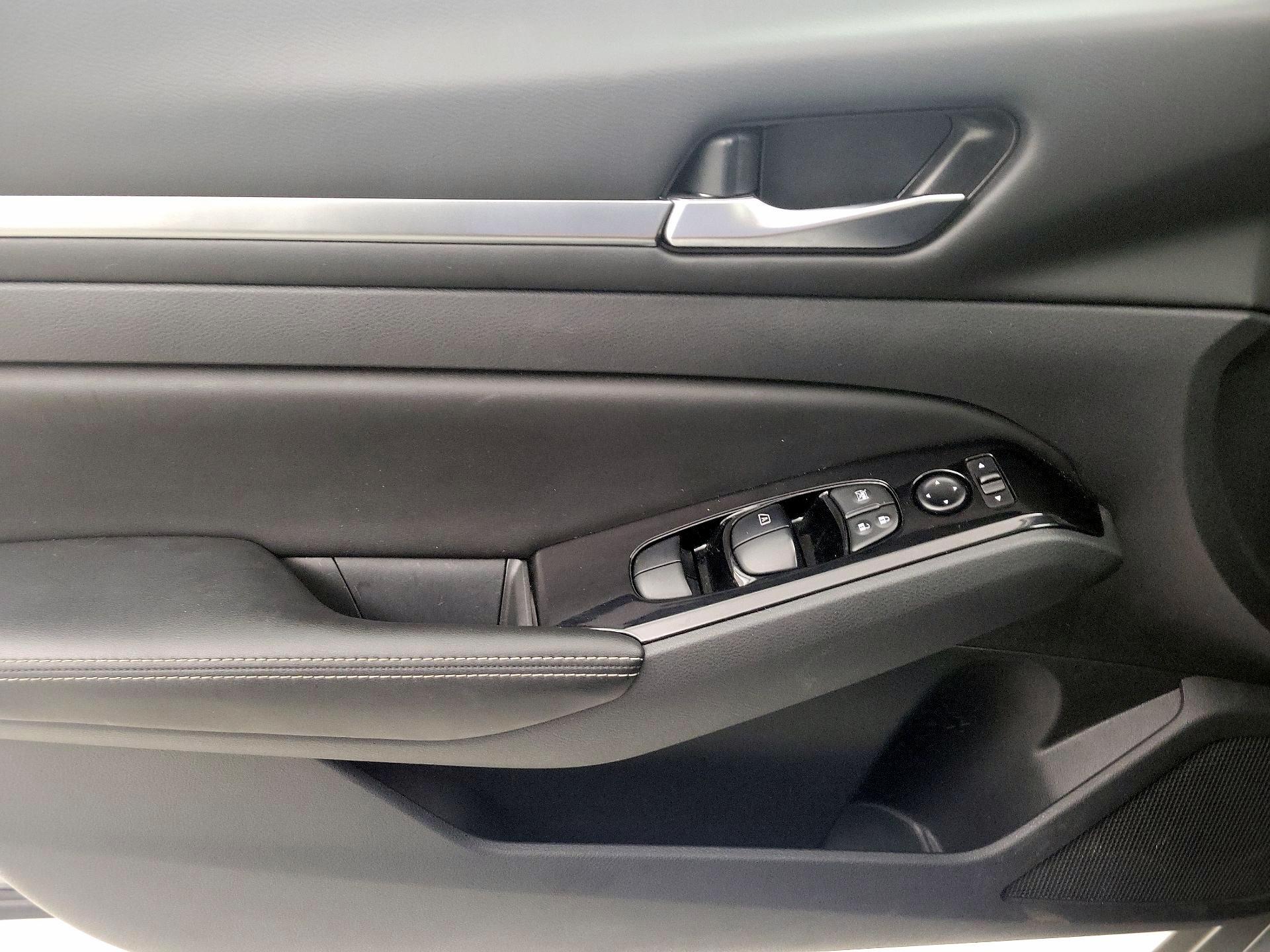 Thumbnail: 2023 Nissan Altima - 12