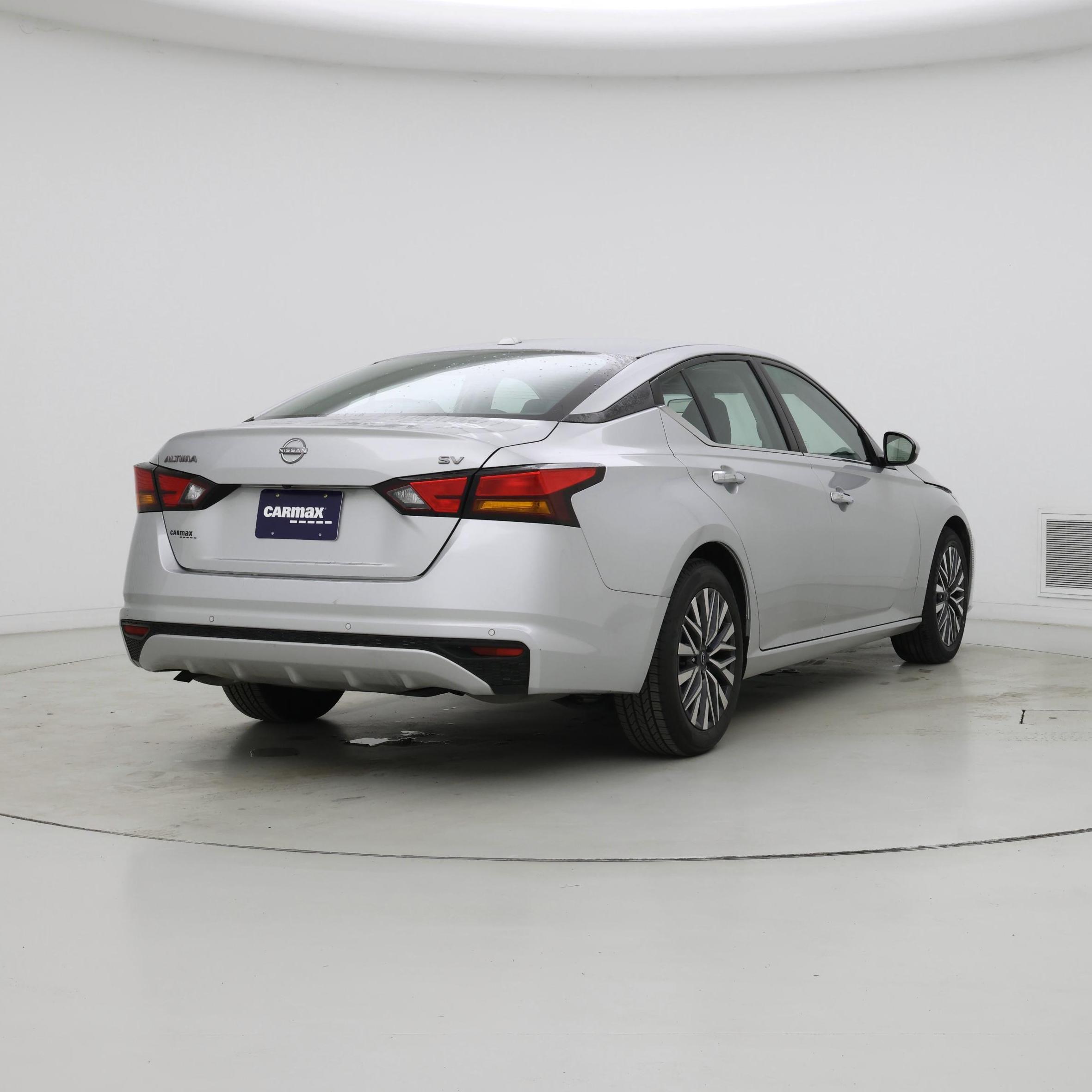 Thumbnail: 2023 Nissan Altima - 8