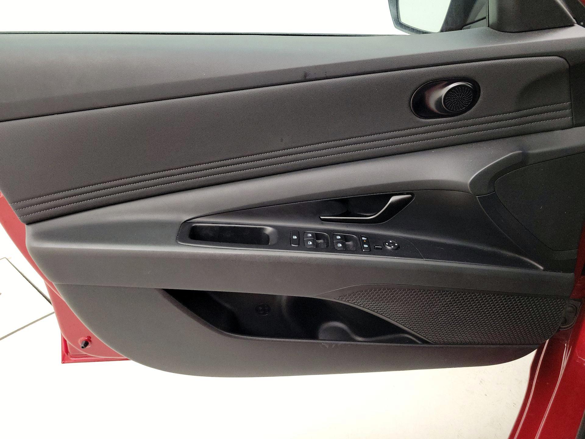 Thumbnail: 2025 Hyundai Elantra - 12