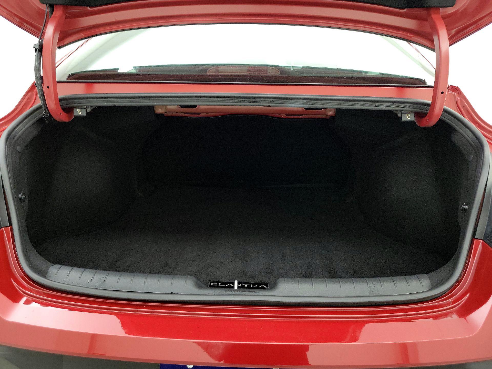 Thumbnail: 2025 Hyundai Elantra - 20