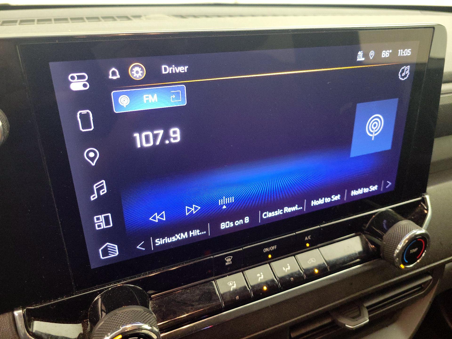 Thumbnail: 2023 Chevrolet Colorado - 16