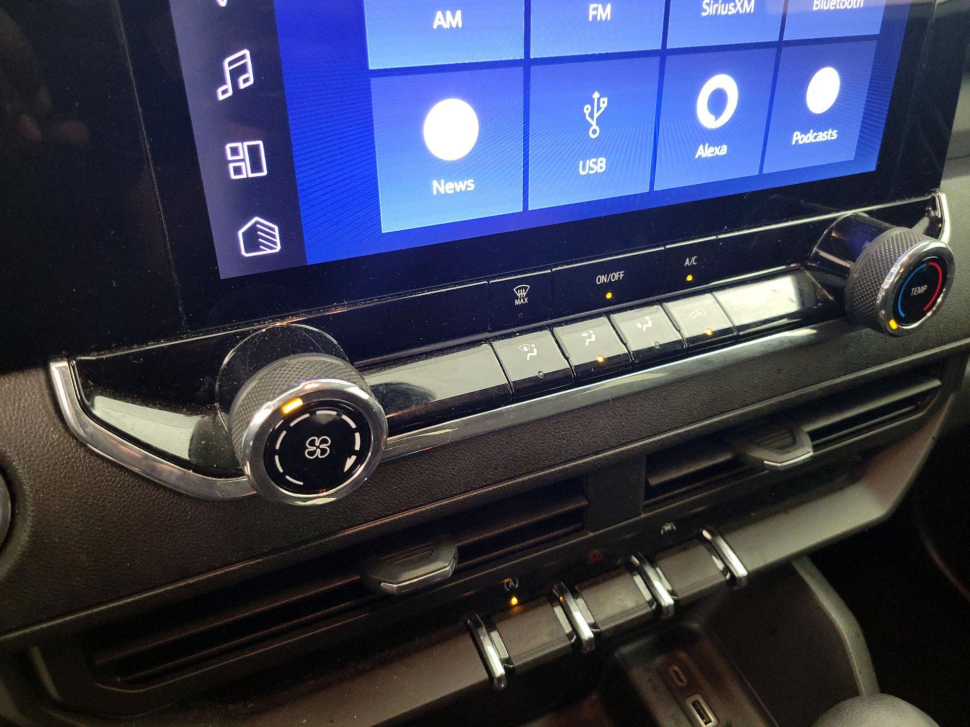 Thumbnail: 2023 Chevrolet Colorado - 17