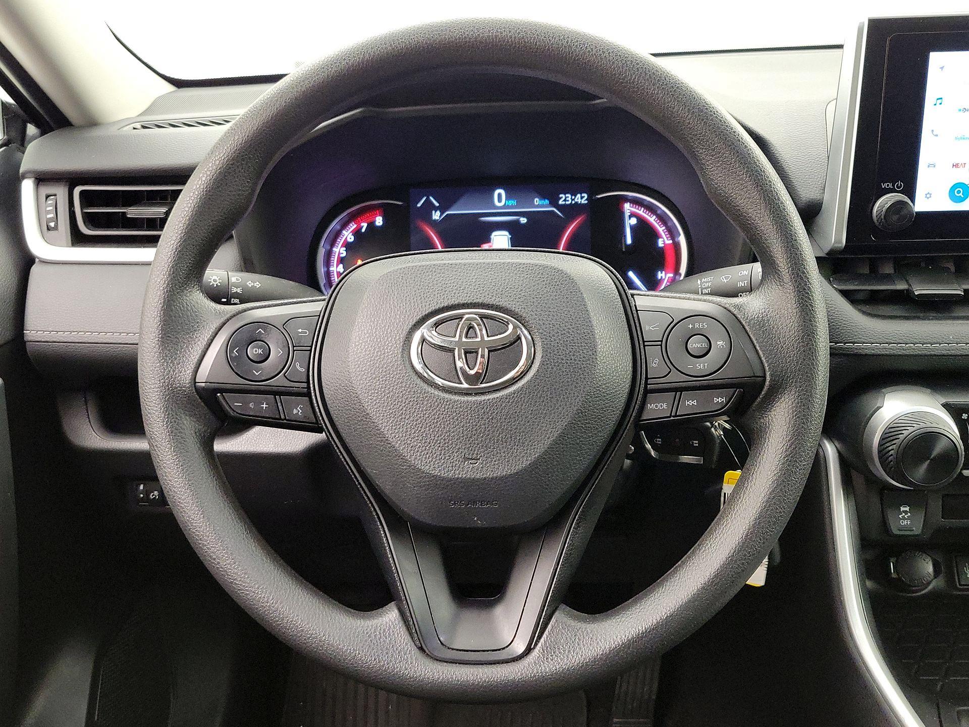 Thumbnail: 2024 Toyota RAV4 - 10