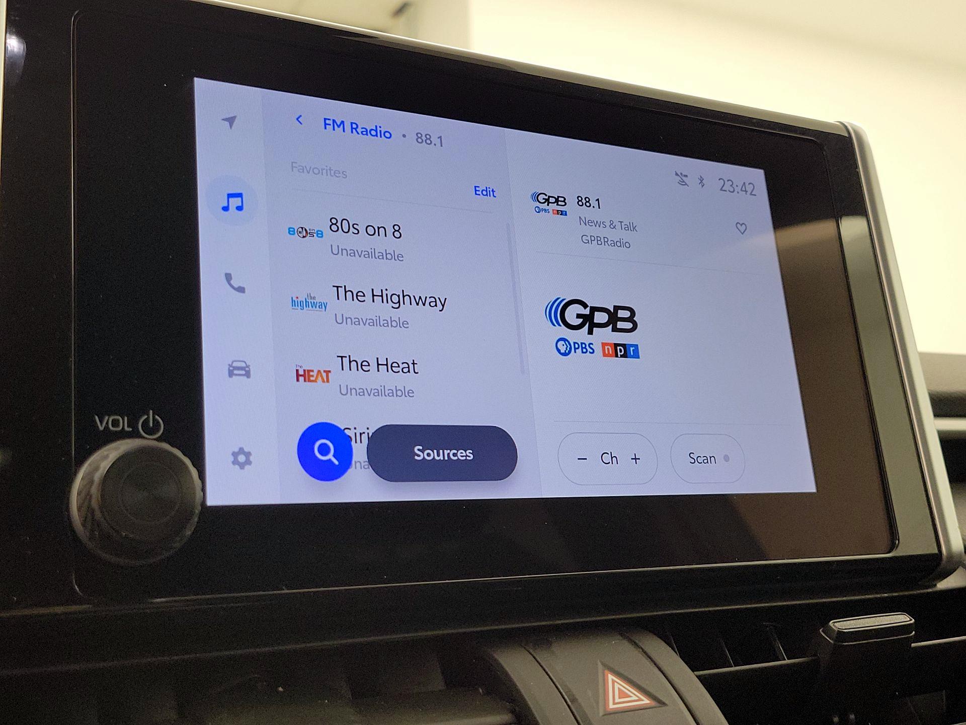 Thumbnail: 2024 Toyota RAV4 - 15