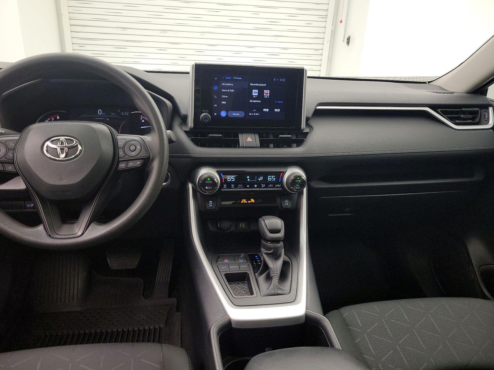 Thumbnail: 2024 Toyota RAV4 - 9