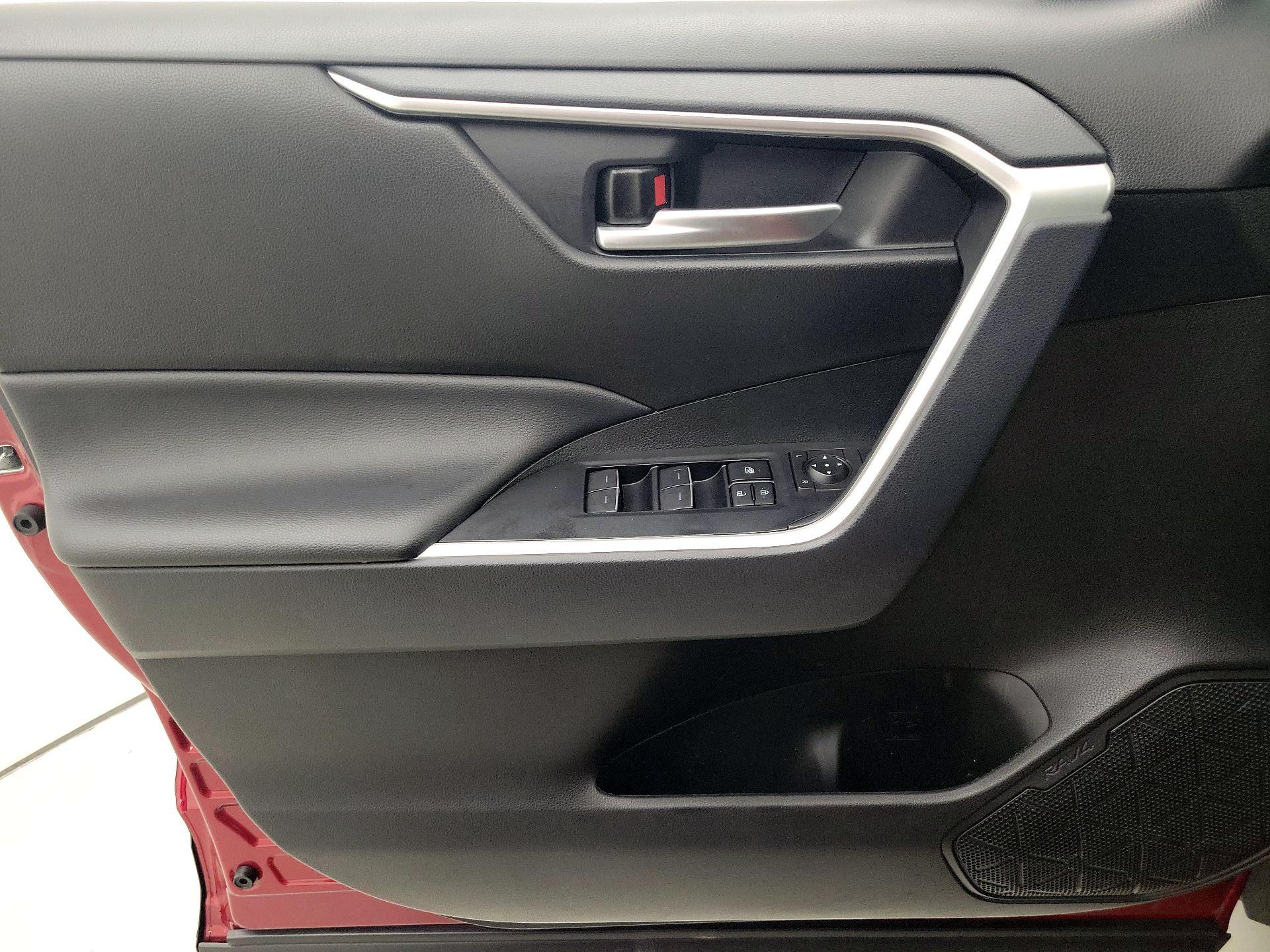 Thumbnail: 2024 Toyota RAV4 - 12