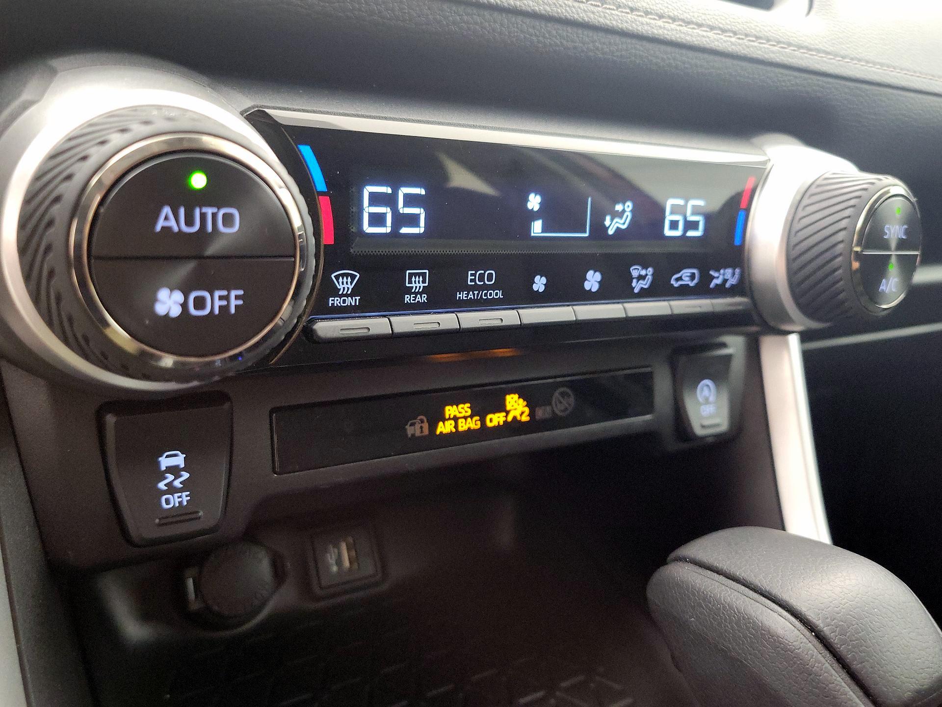 Thumbnail: 2024 Toyota RAV4 - 16