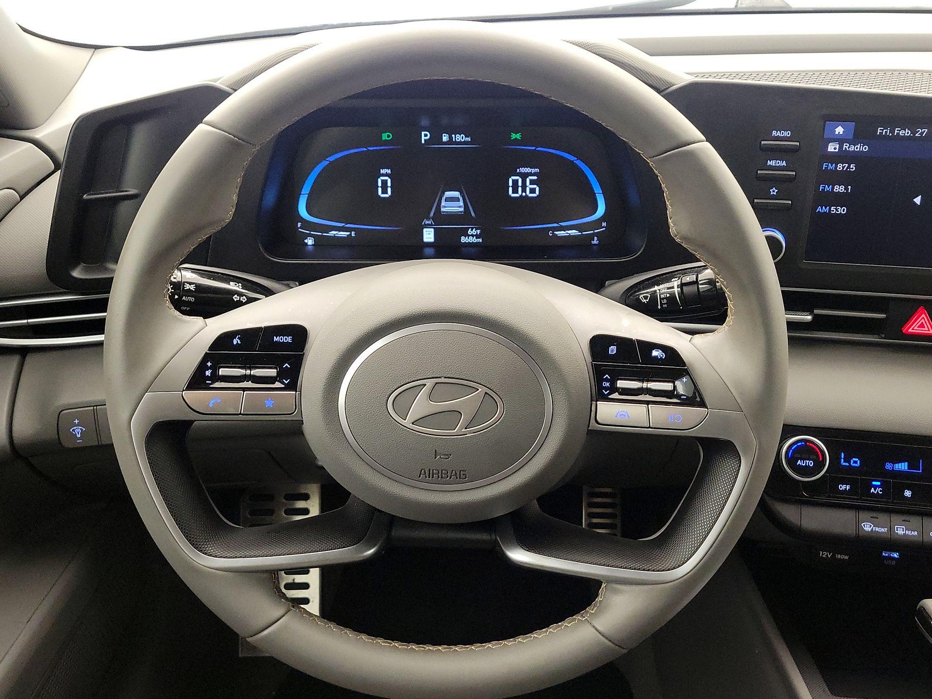 Thumbnail: 2025 Hyundai Elantra - 10