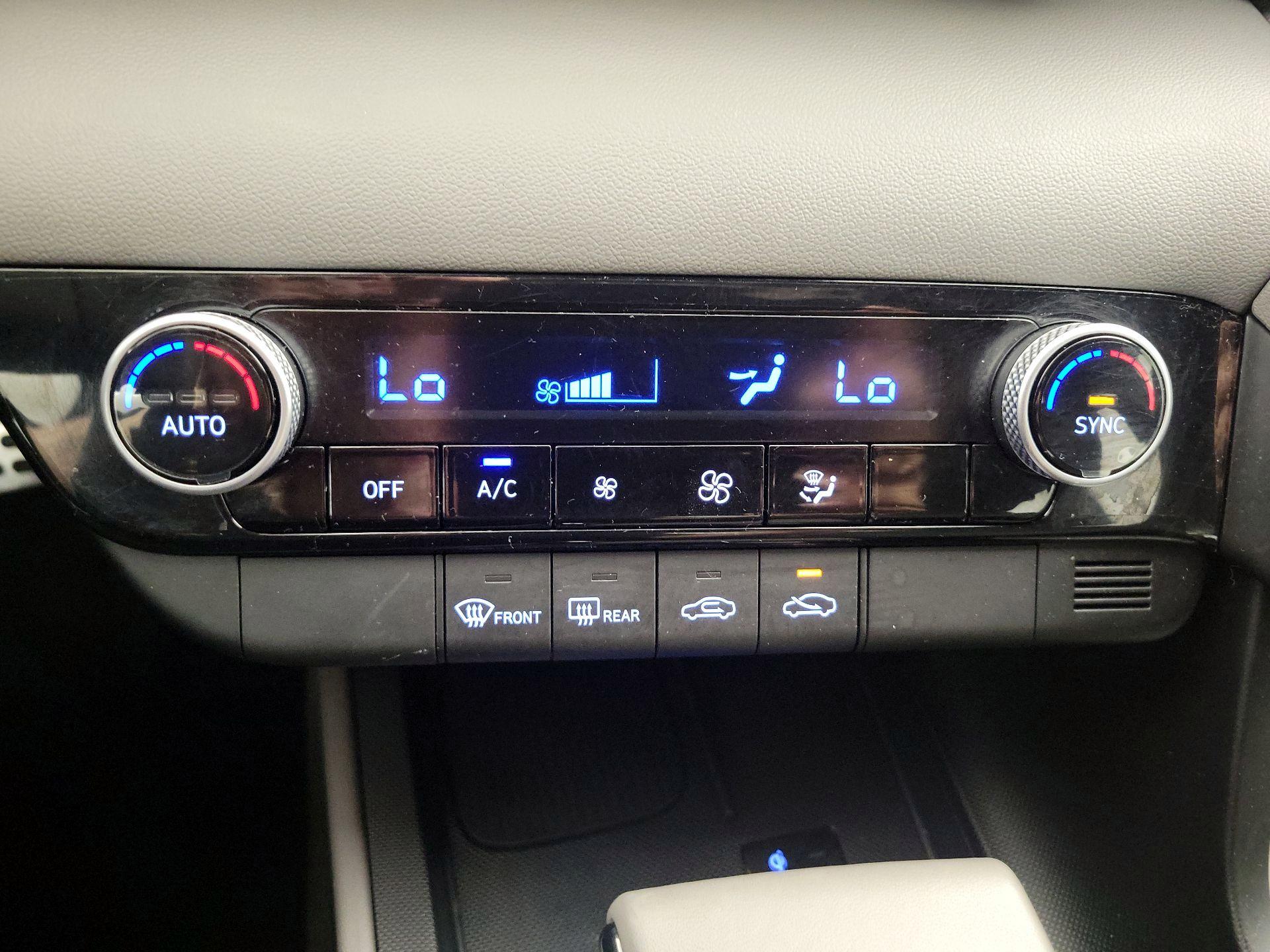 Thumbnail: 2025 Hyundai Elantra - 16