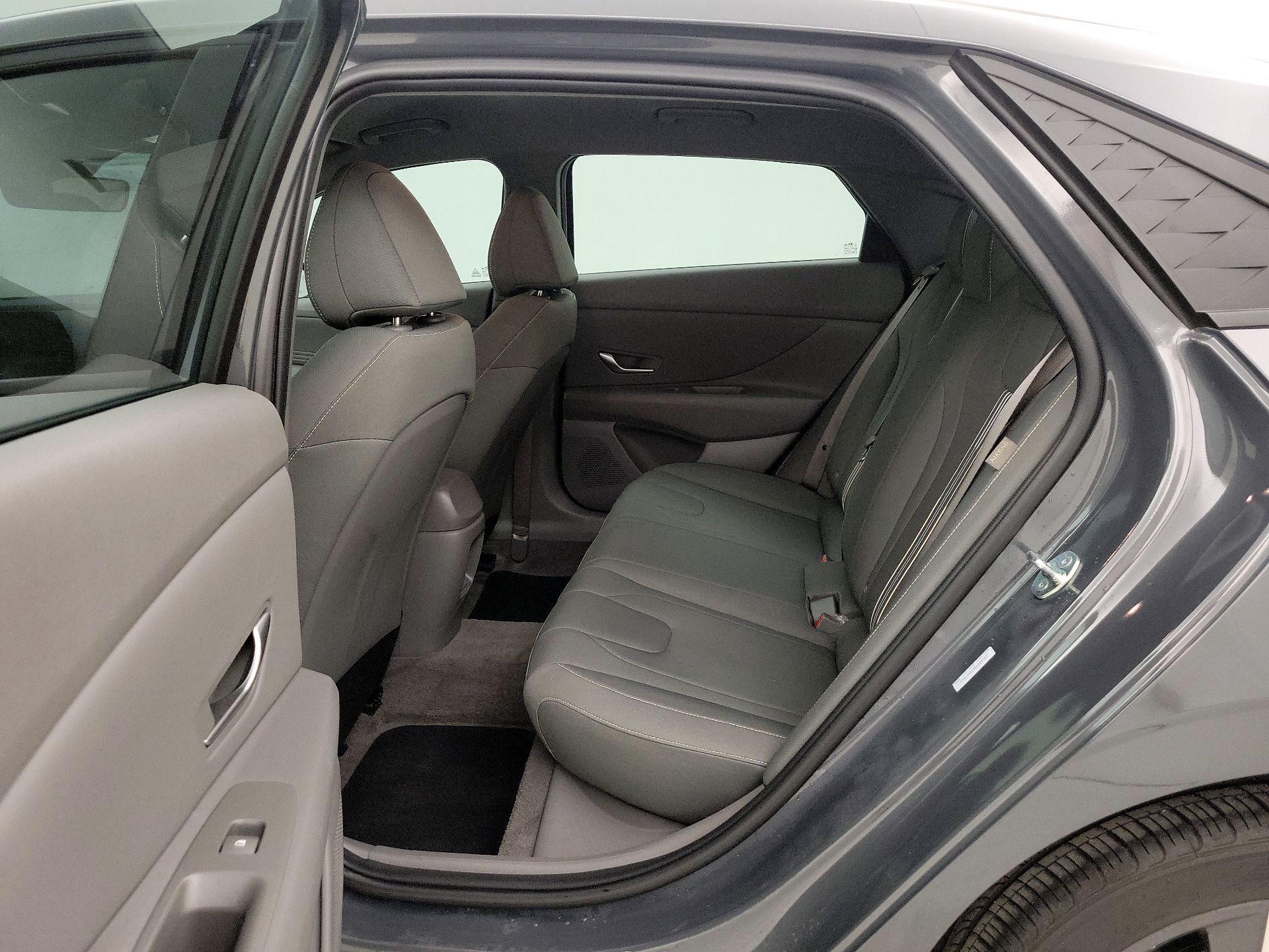 Thumbnail: 2025 Hyundai Elantra - 19