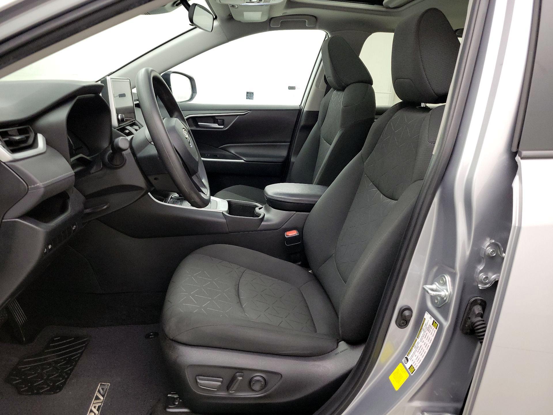 Thumbnail: 2023 Toyota RAV4 - 11