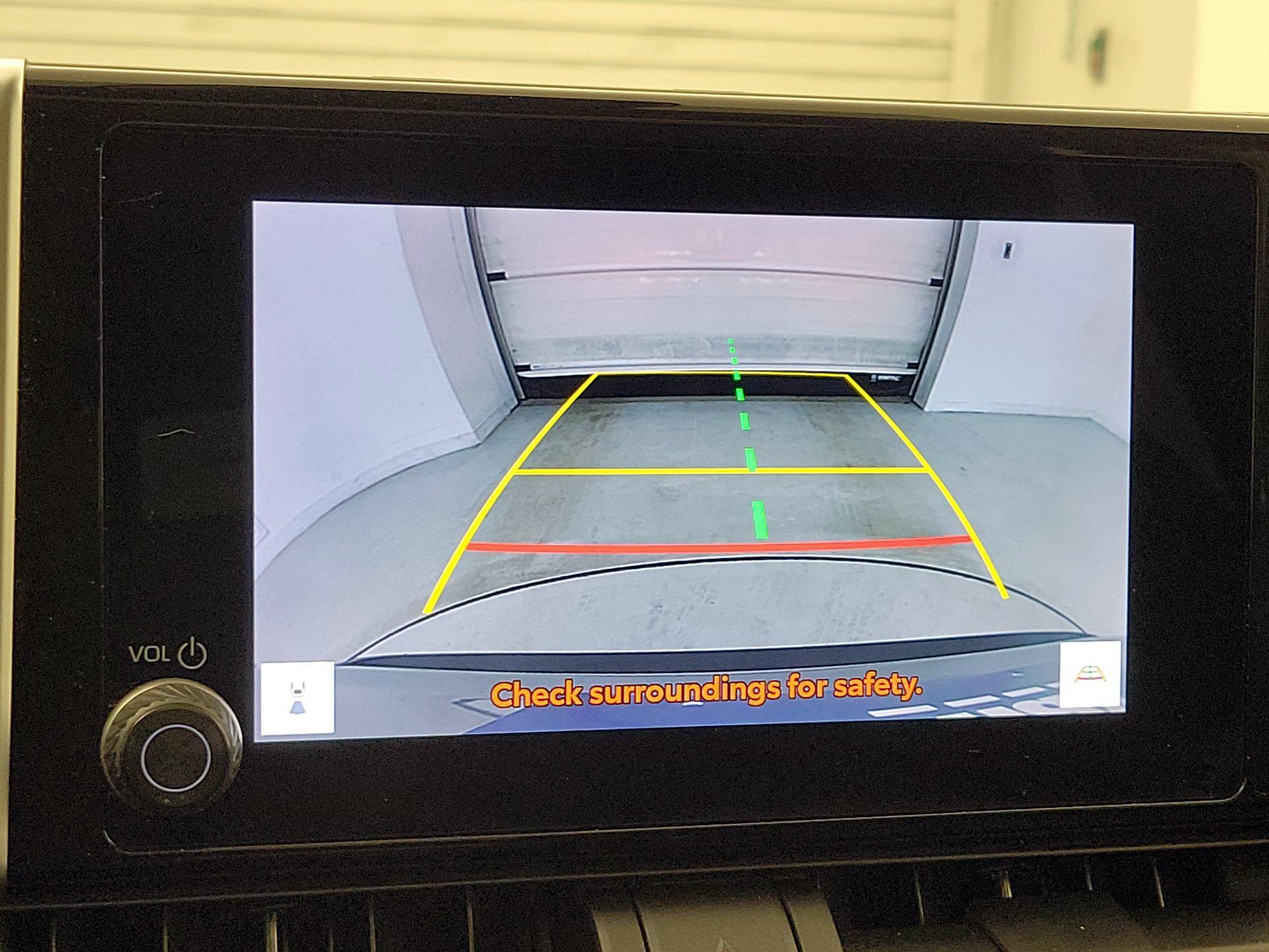 Thumbnail: 2023 Toyota RAV4 - 14