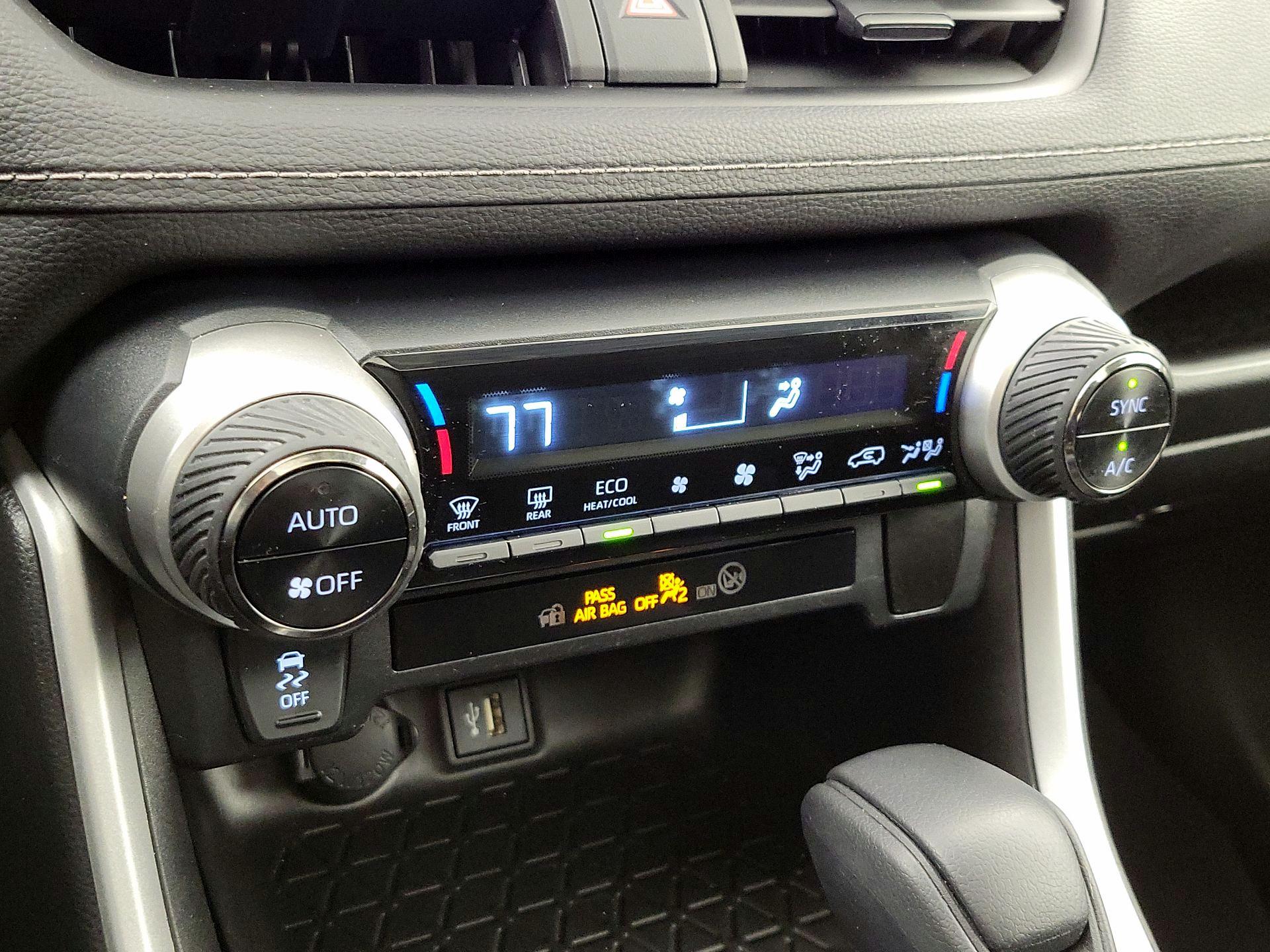 Thumbnail: 2023 Toyota RAV4 - 16