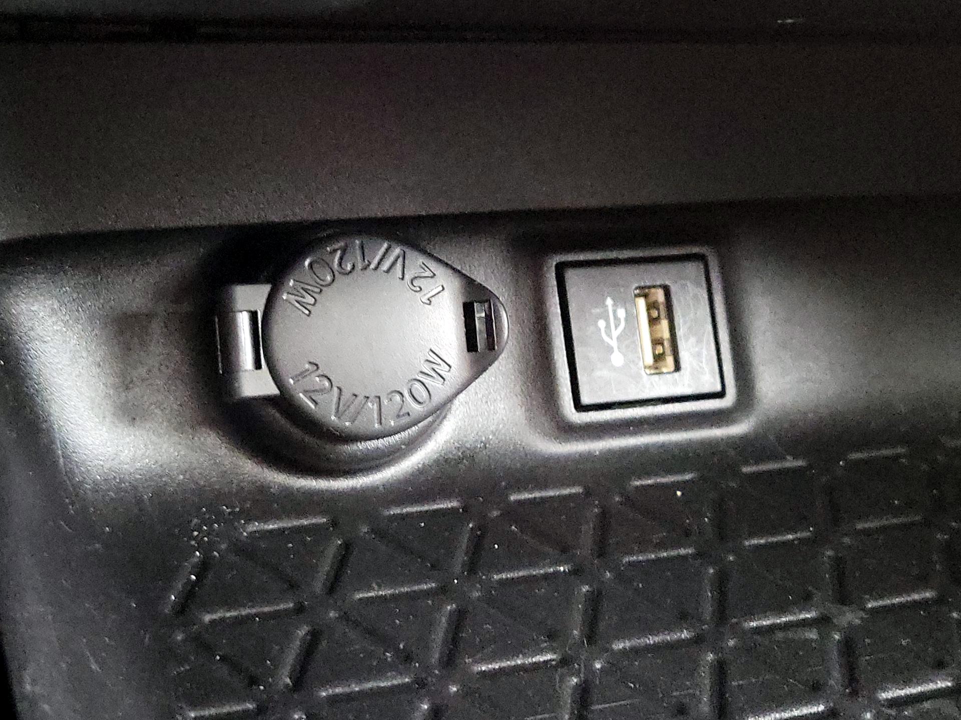 Thumbnail: 2023 Toyota RAV4 - 18