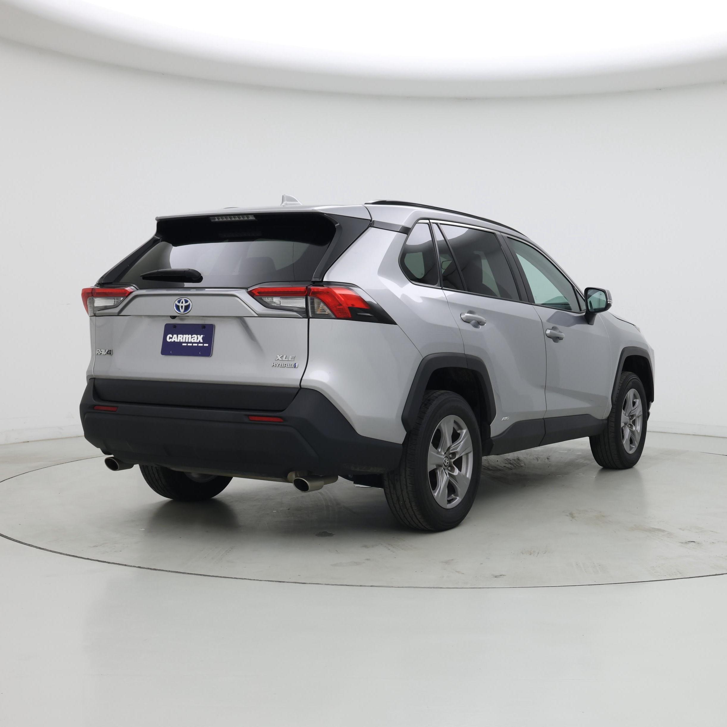 Thumbnail: 2023 Toyota RAV4 - 8