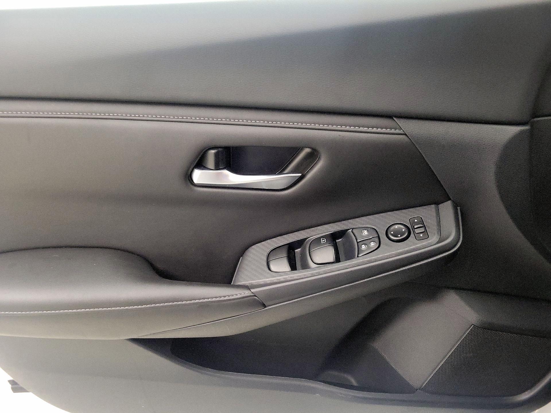 Thumbnail: 2025 Nissan Sentra - 12