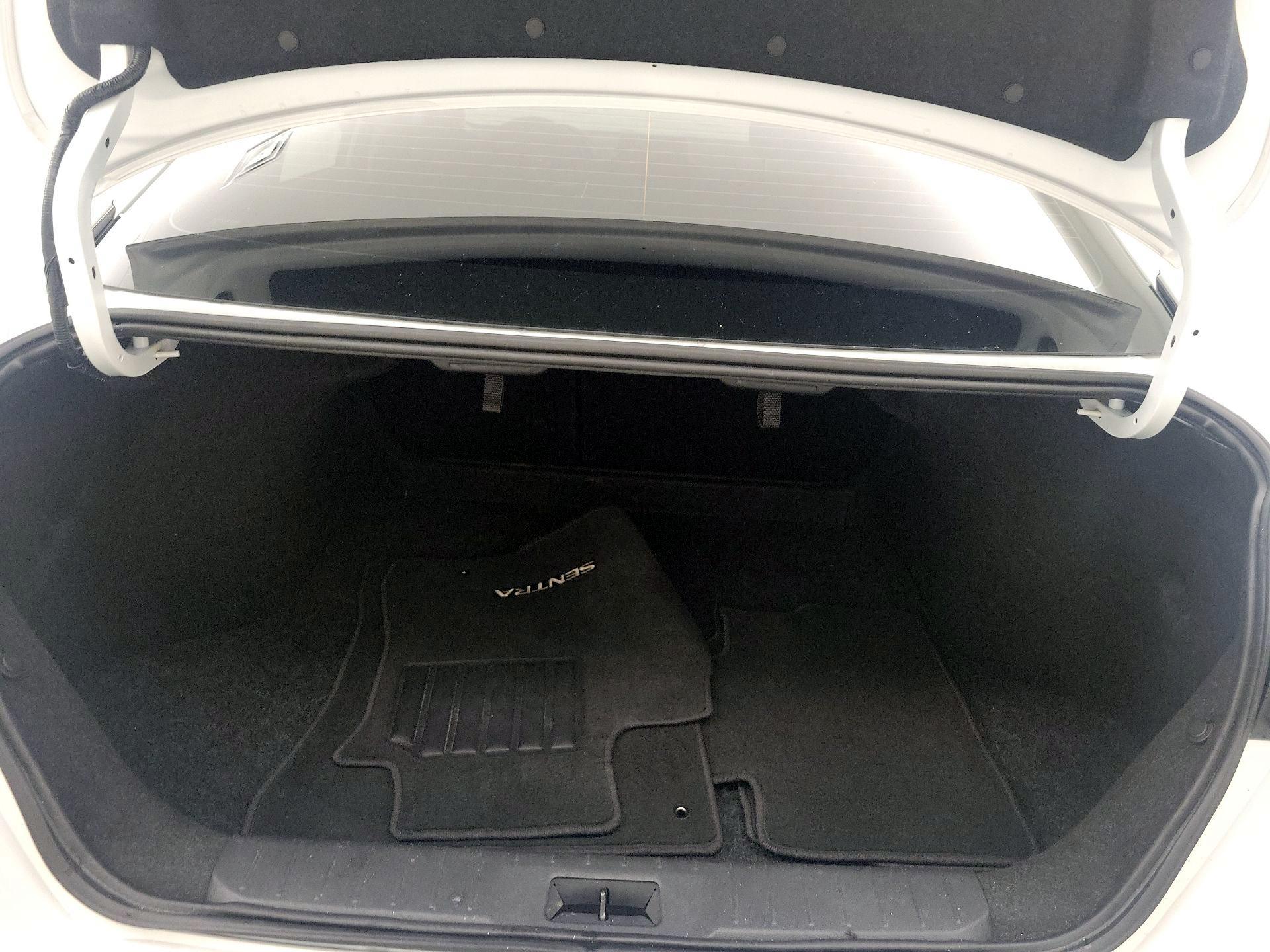 Thumbnail: 2025 Nissan Sentra - 20