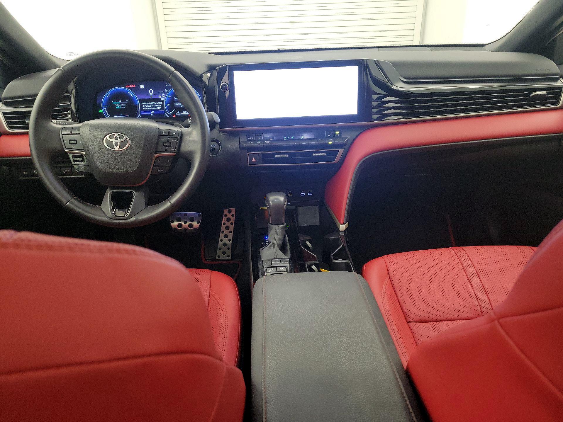 Thumbnail: 2025 Toyota Camry - 9