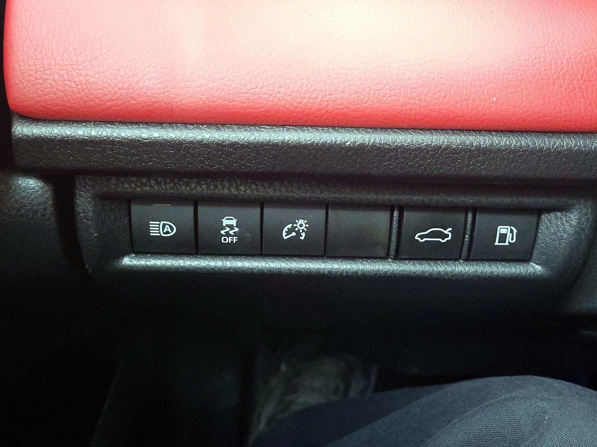 Thumbnail: 2025 Toyota Camry - 13