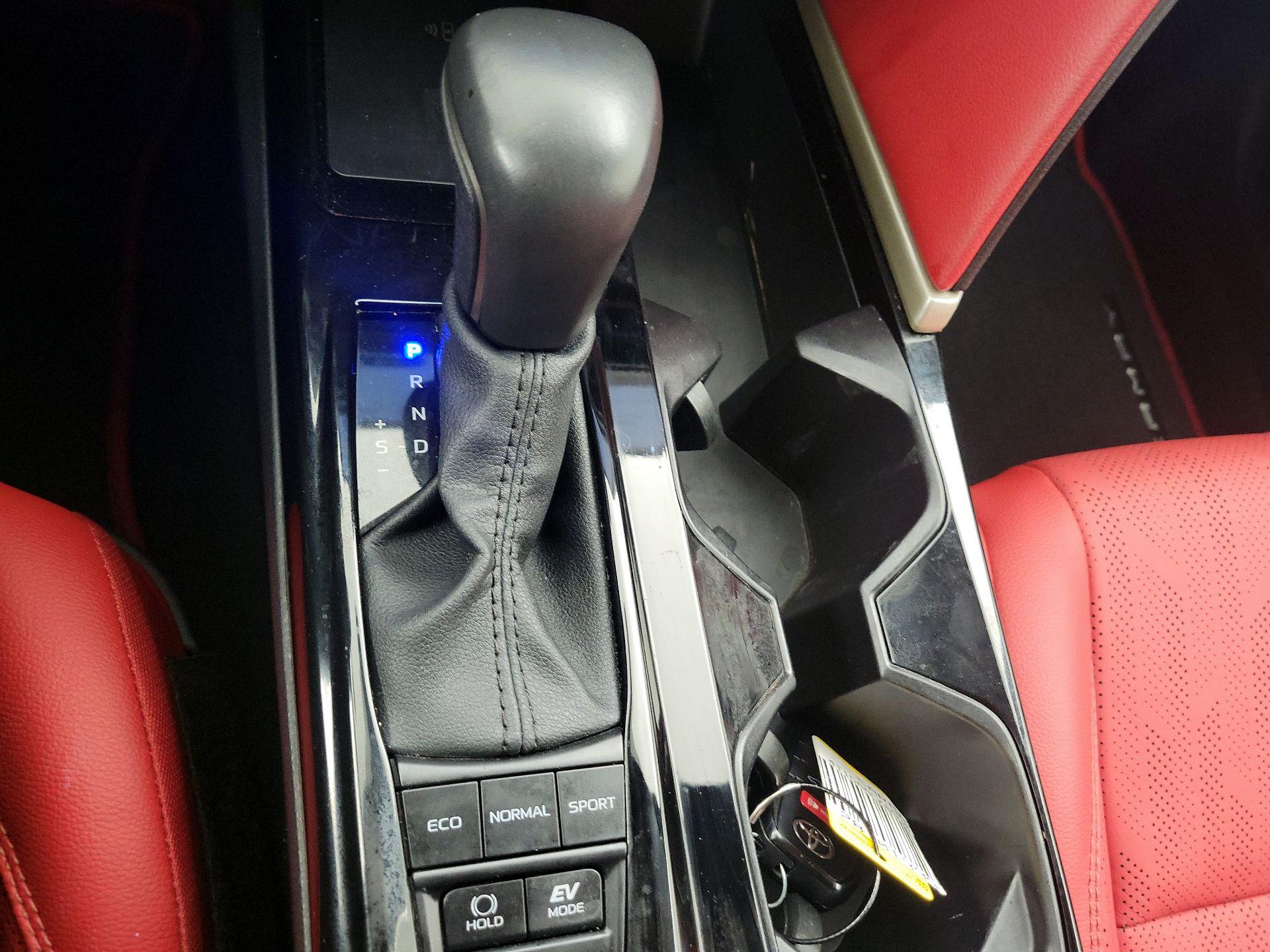 Thumbnail: 2025 Toyota Camry - 17