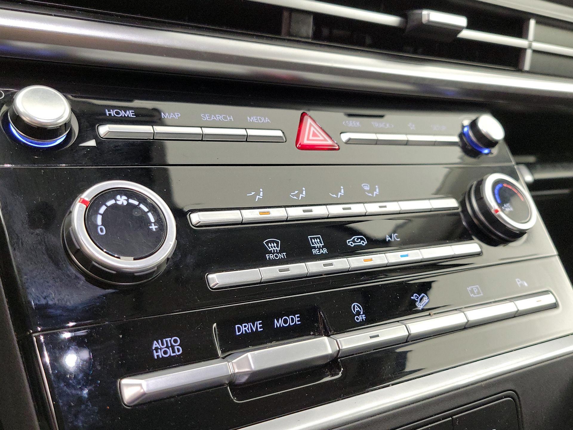 Thumbnail: 2025 Hyundai Santa Fe - 16