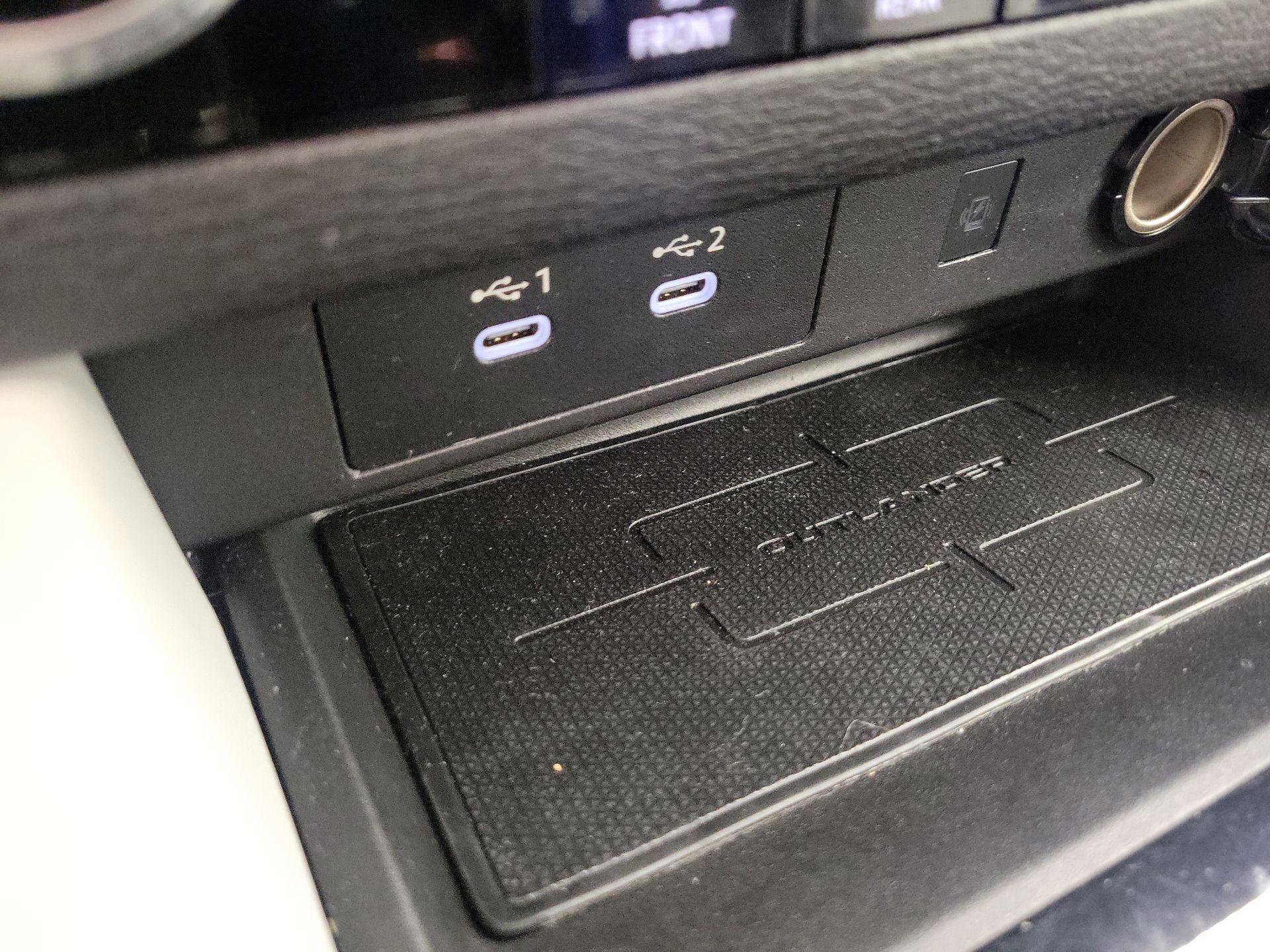 Thumbnail: 2025 Mitsubishi Outlander - 19