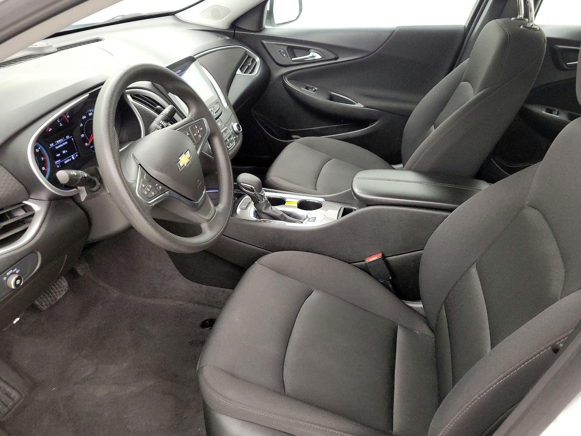 Thumbnail: 2024 Chevrolet Malibu - 11