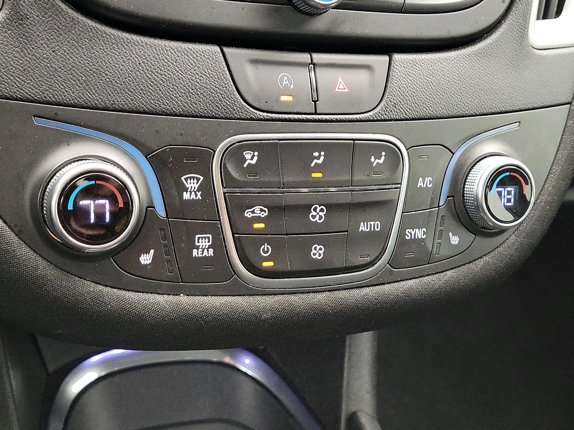 Thumbnail: 2024 Chevrolet Malibu - 16