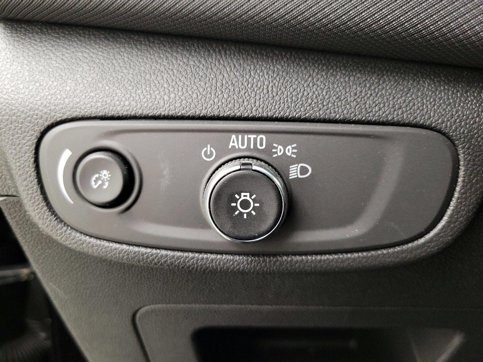 Thumbnail: 2025 Chevrolet TrailBlazer - 13