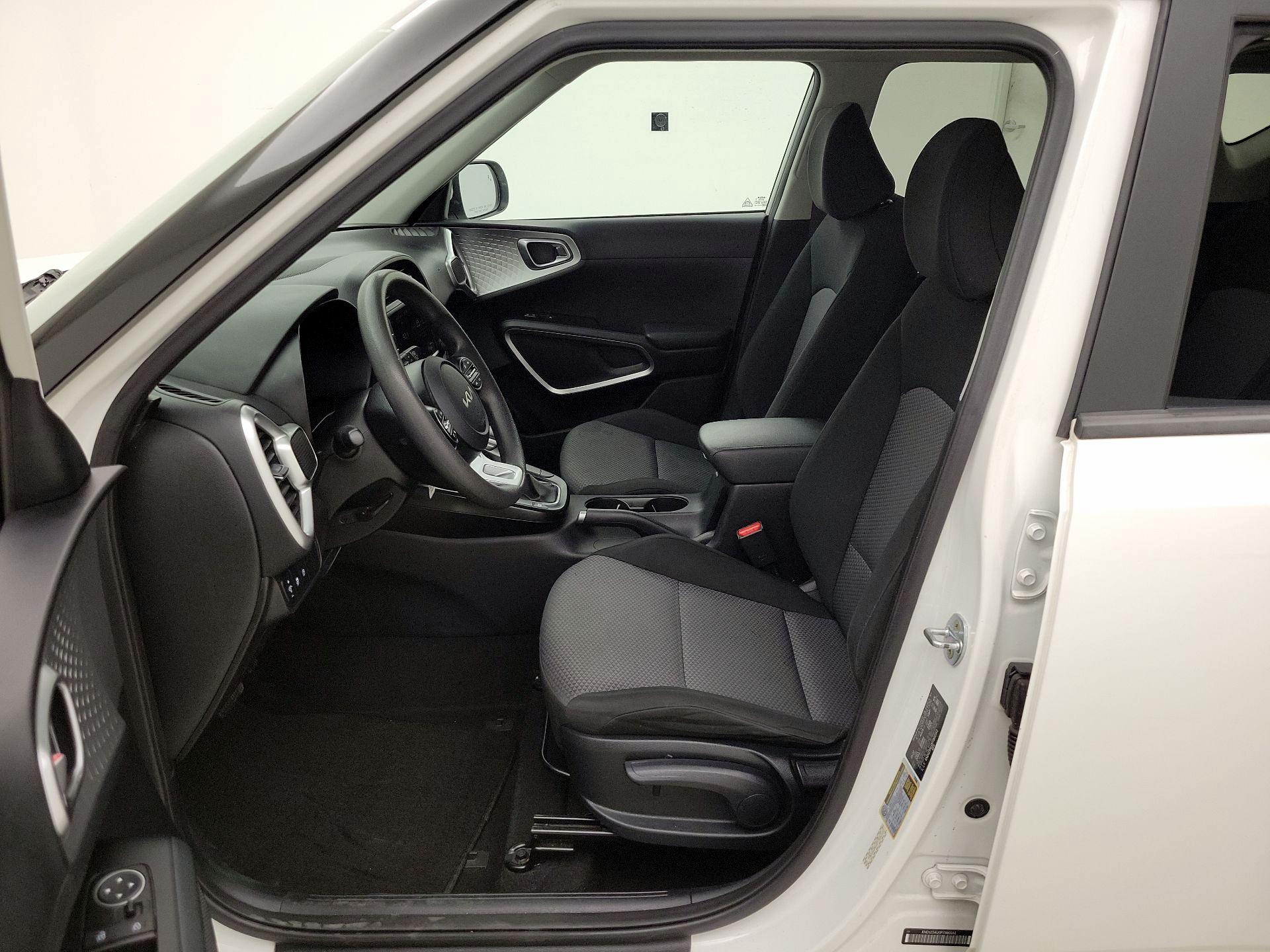 Thumbnail: 2023 Kia Soul - 11