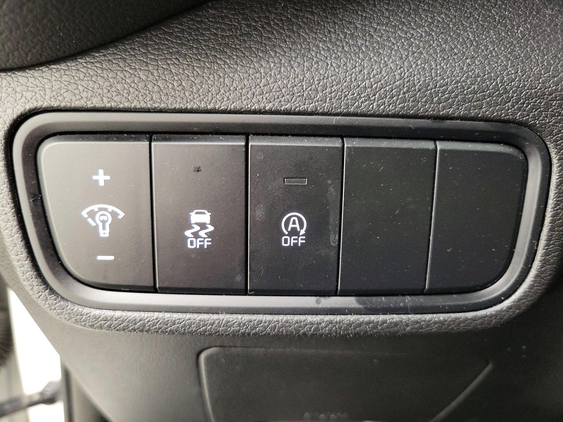 Thumbnail: 2023 Kia Soul - 13