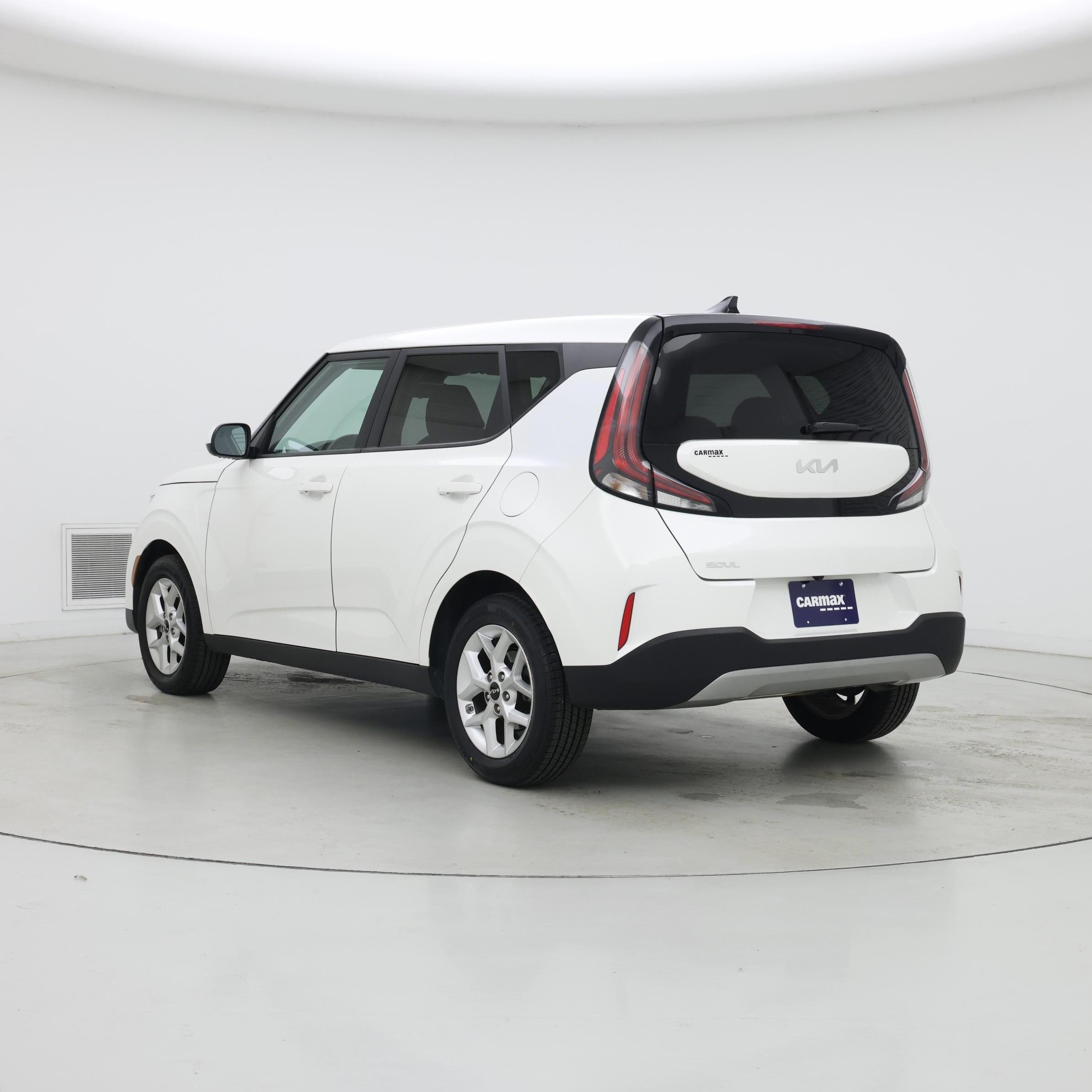 Thumbnail: 2023 Kia Soul - 2