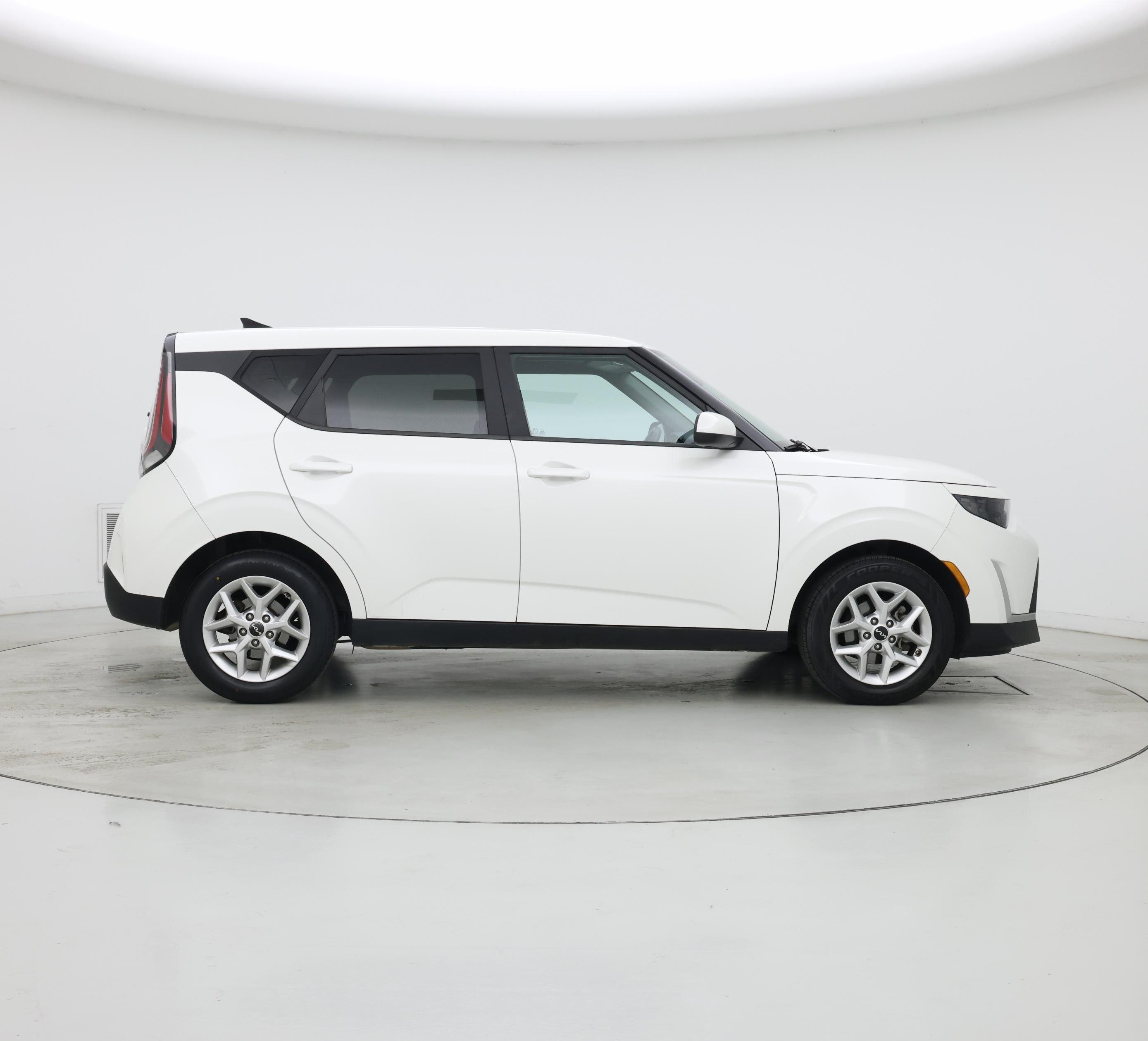 Thumbnail: 2023 Kia Soul - 7