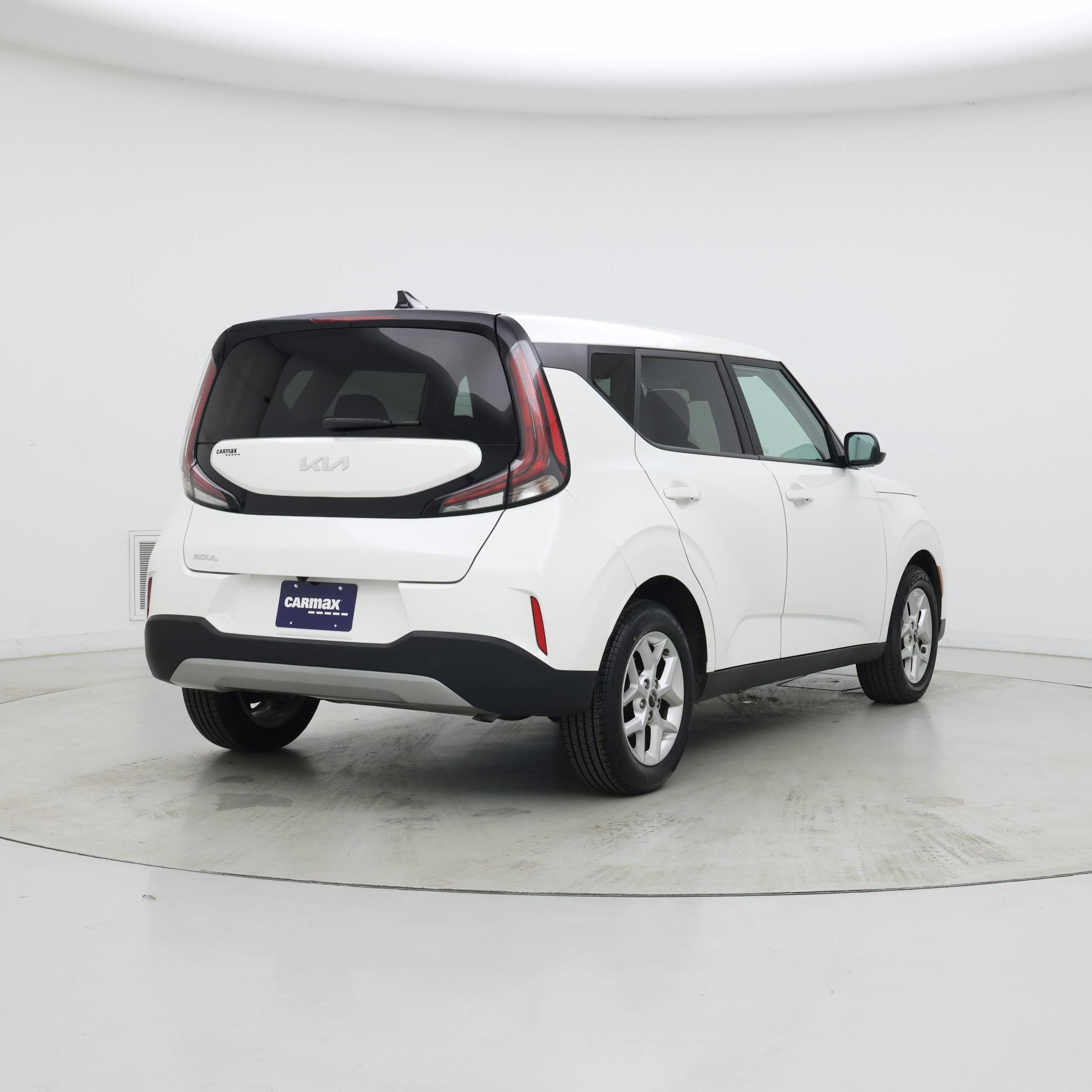 Thumbnail: 2023 Kia Soul - 8