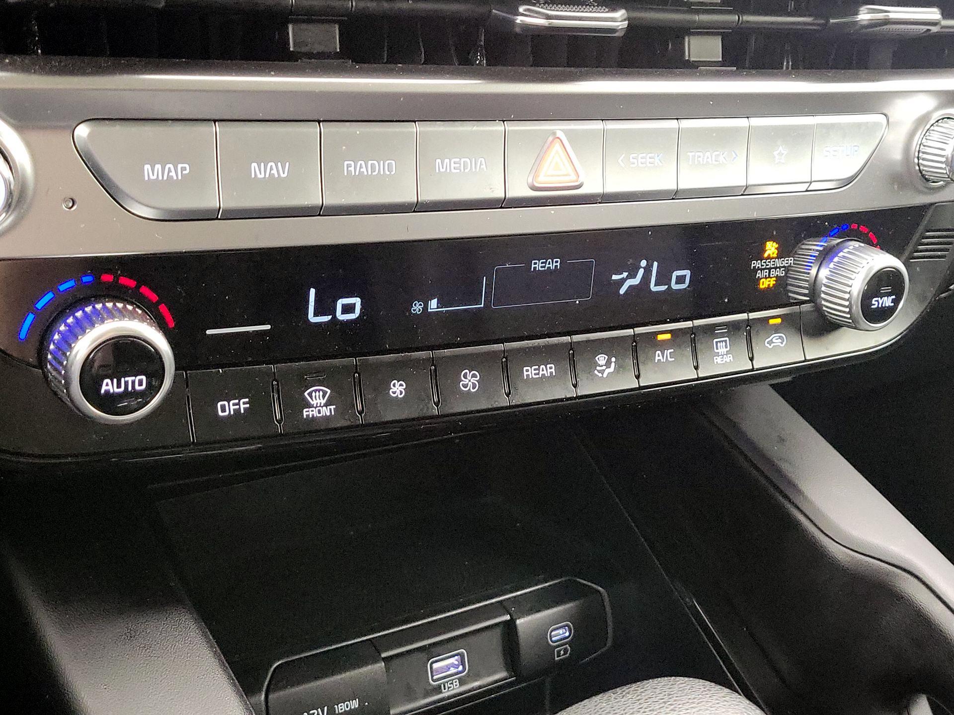 Thumbnail: 2025 Kia Telluride - 17